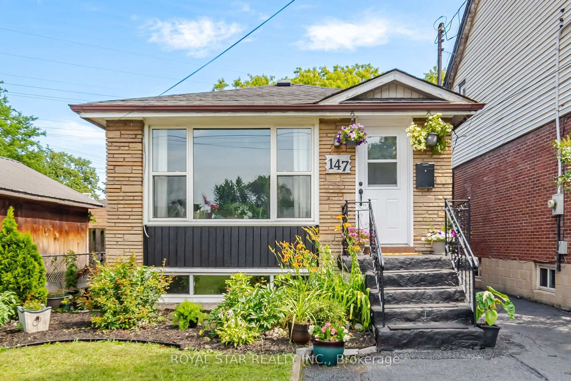 Photo 1 of 147 Grace Avenue, Hamilton, Parkview — HOMEH