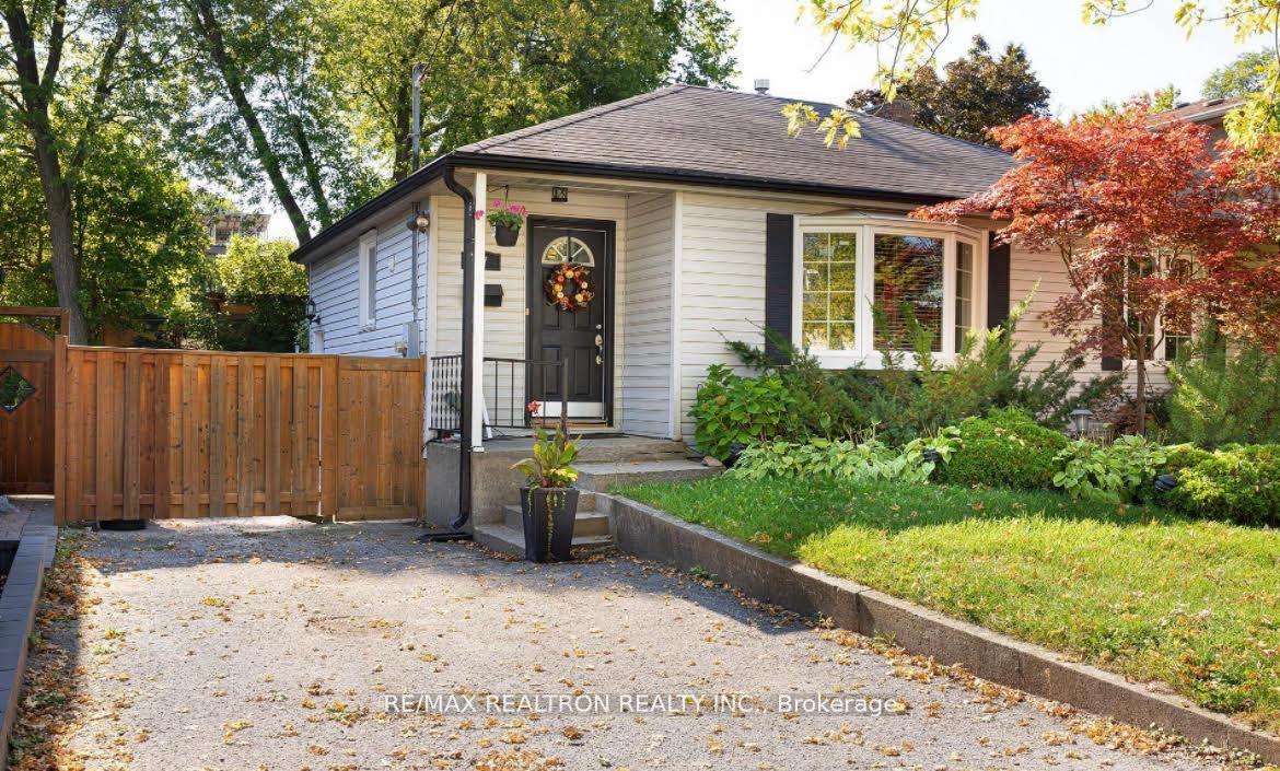 Photo 1 of 77 Highland Park Boulevard, Markham, Thornhill — HOMEH