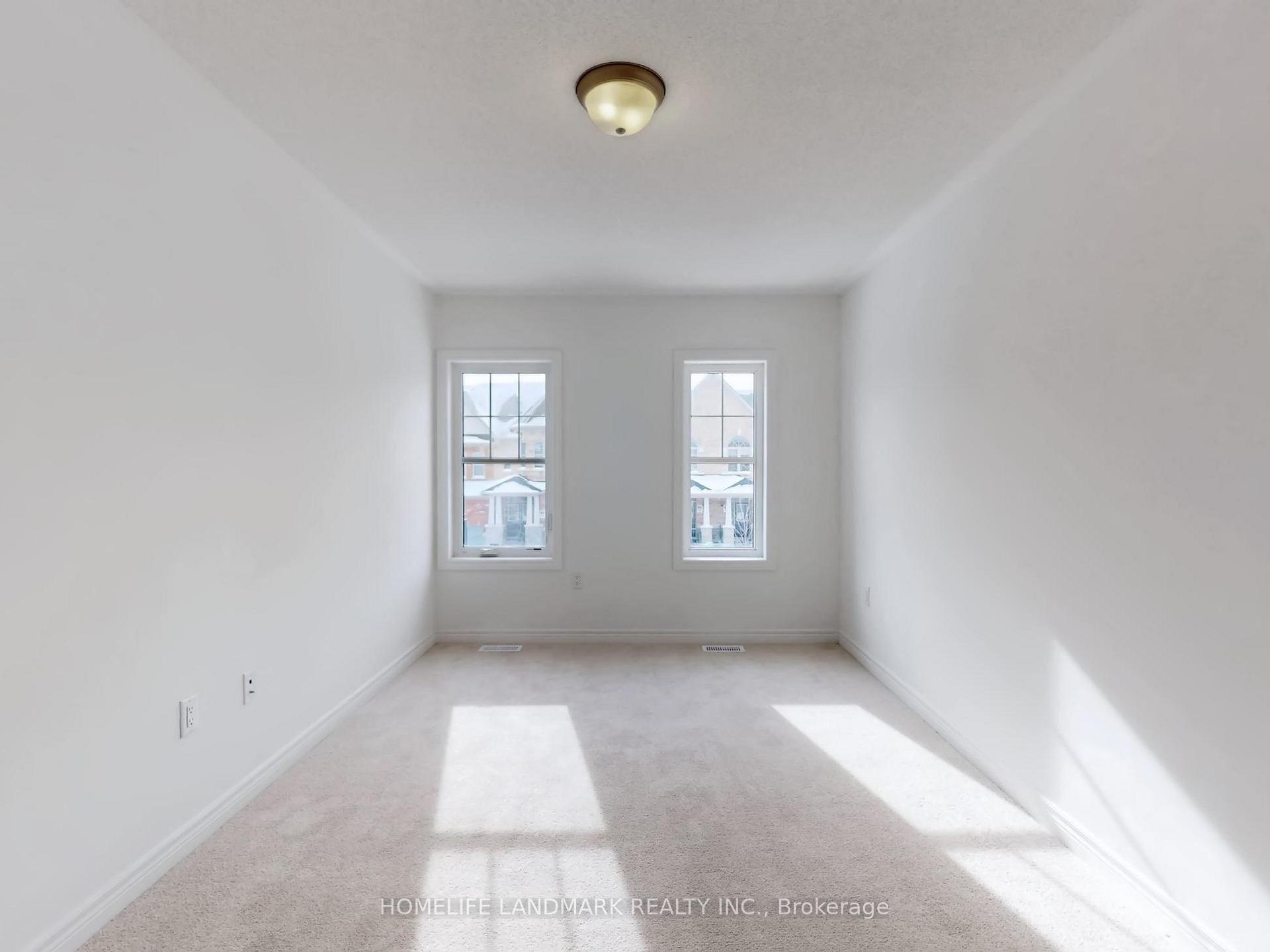Photo 25 of 8 Bushwood Trail, Brampton, Northwest Brampton — HOMEH