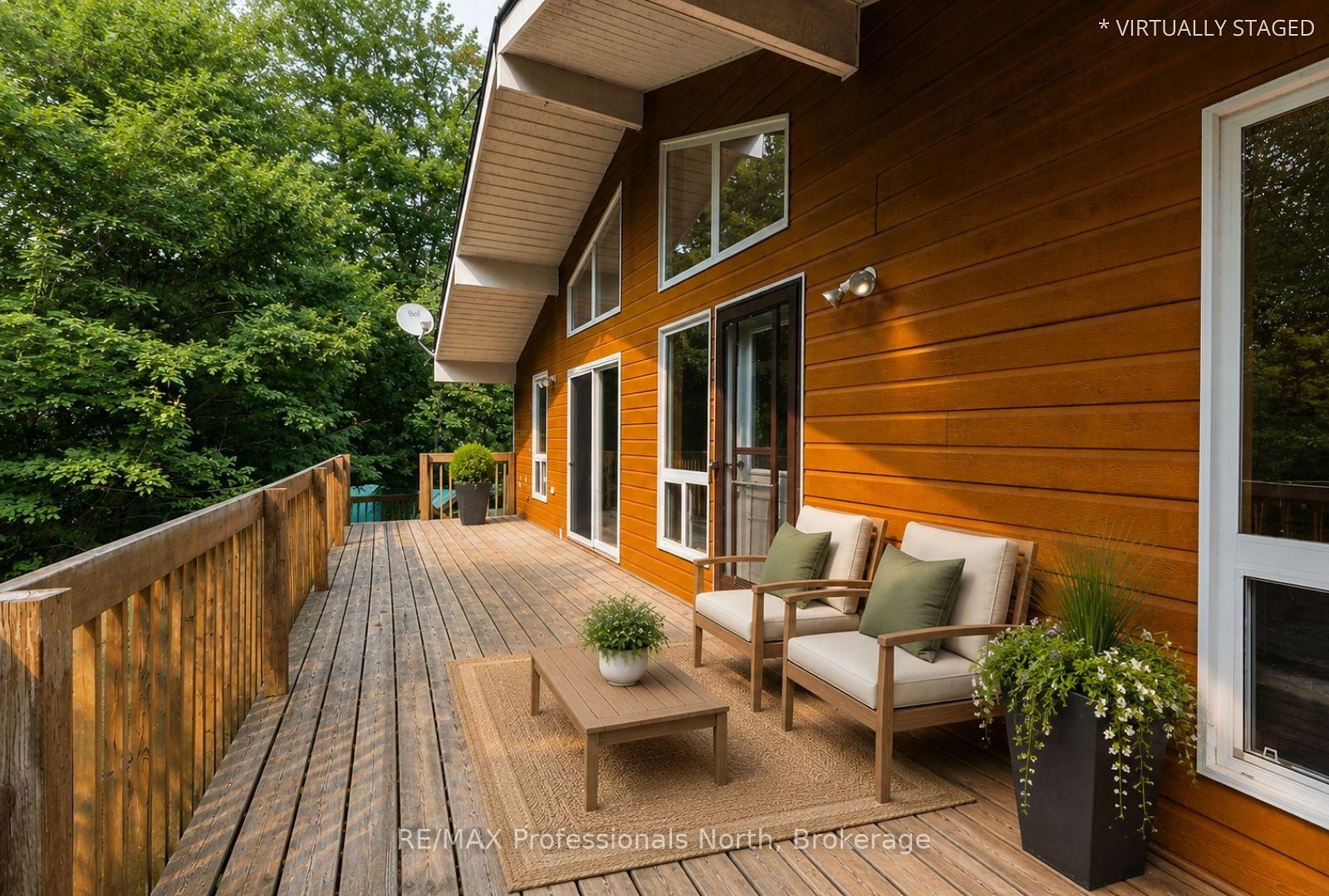 Photo 3 of 13 Hickory Crescent, Seguin — HOMEH