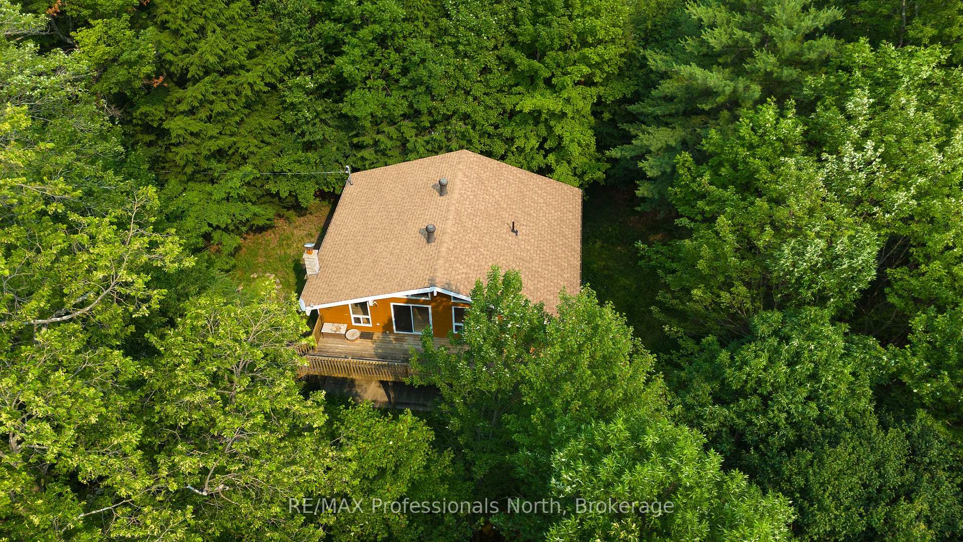 Photo 5 of 13 Hickory Crescent, Seguin — HOMEH