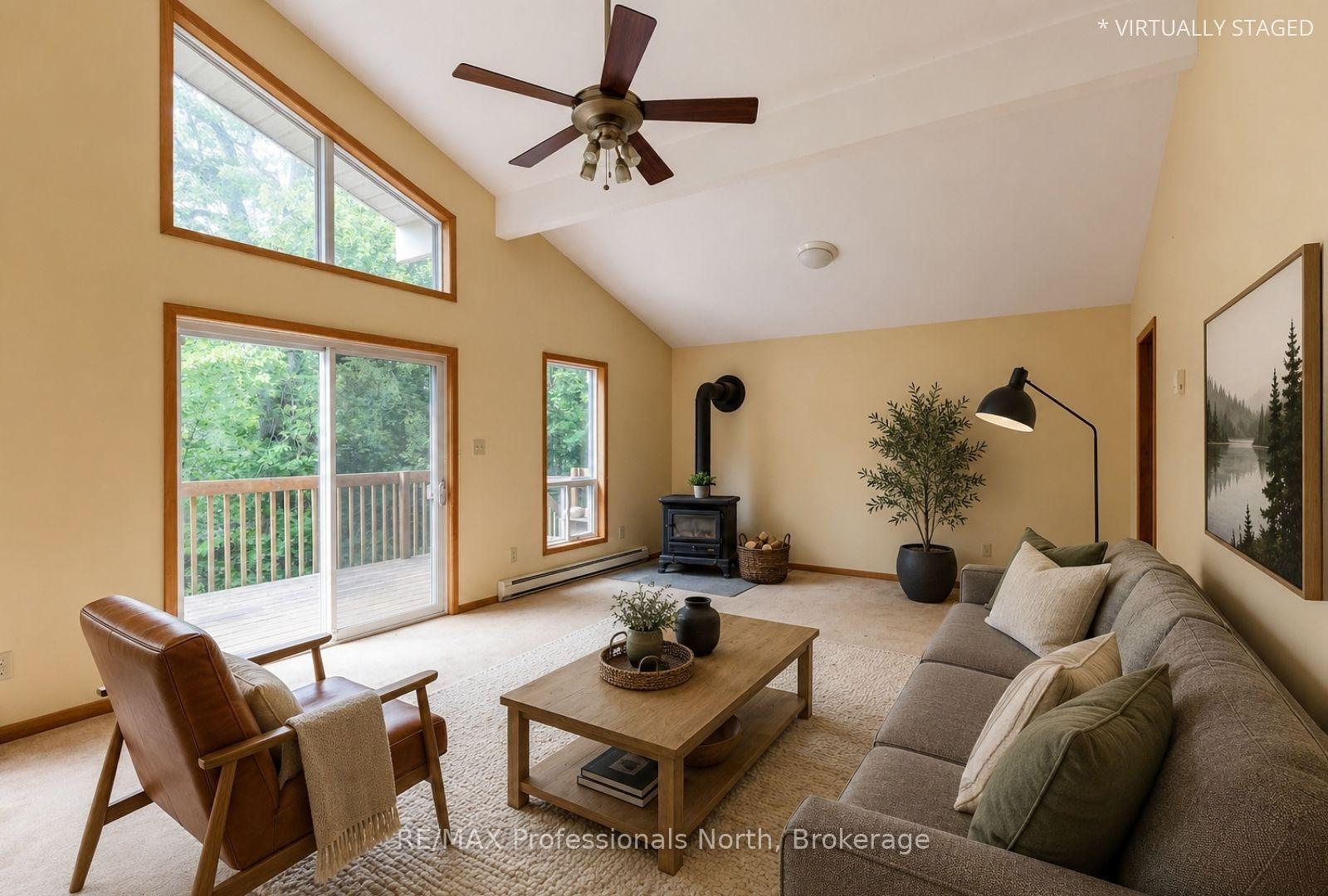 Photo 7 of 13 Hickory Crescent, Seguin — HOMEH