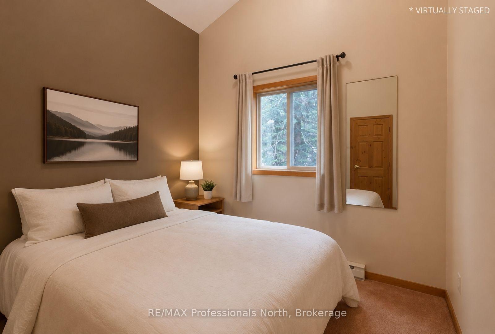 Photo 12 of 13 Hickory Crescent, Seguin — HOMEH