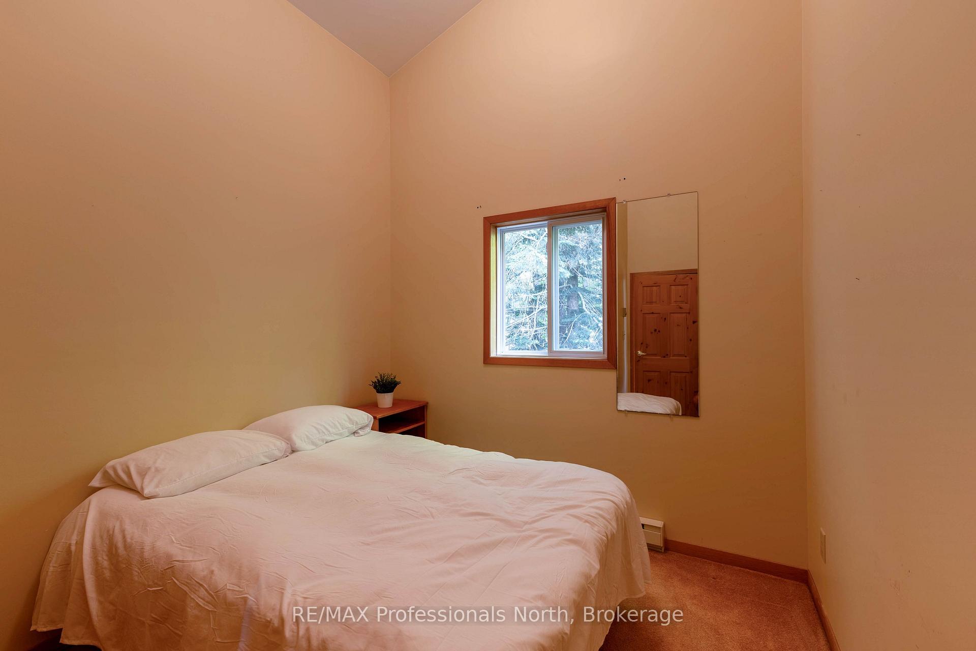 Photo 13 of 13 Hickory Crescent, Seguin — HOMEH