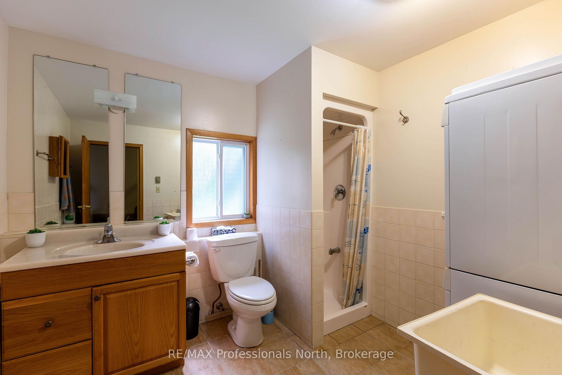 Photo 17 of 13 Hickory Crescent, Seguin — HOMEH