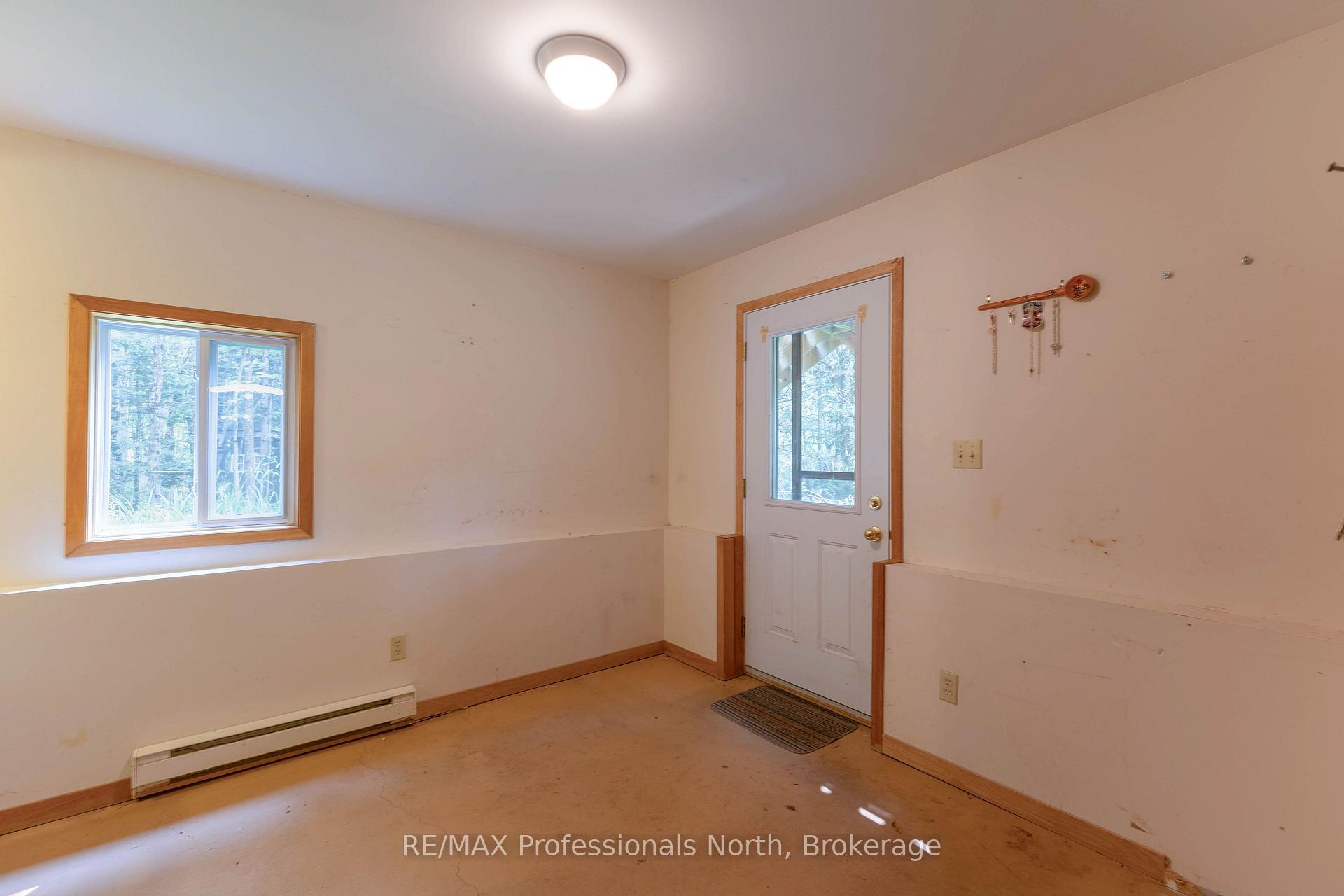 Photo 22 of 13 Hickory Crescent, Seguin — HOMEH
