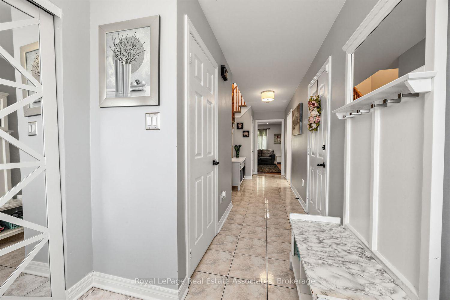 Photo 13 of 25 Rolling Hills Lane, Caledon, Bolton West — HOMEH
