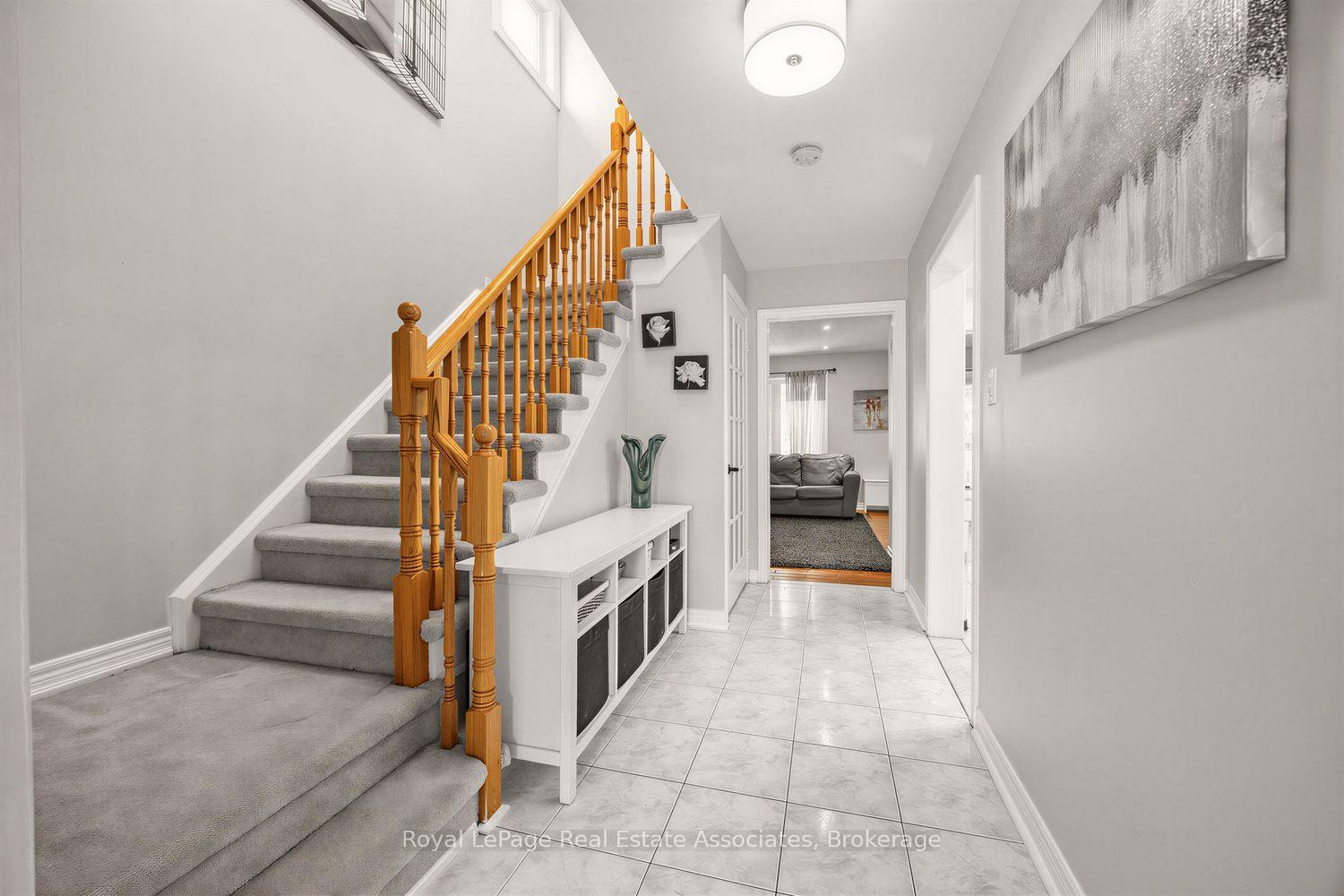Photo 22 of 25 Rolling Hills Lane, Caledon, Bolton West — HOMEH