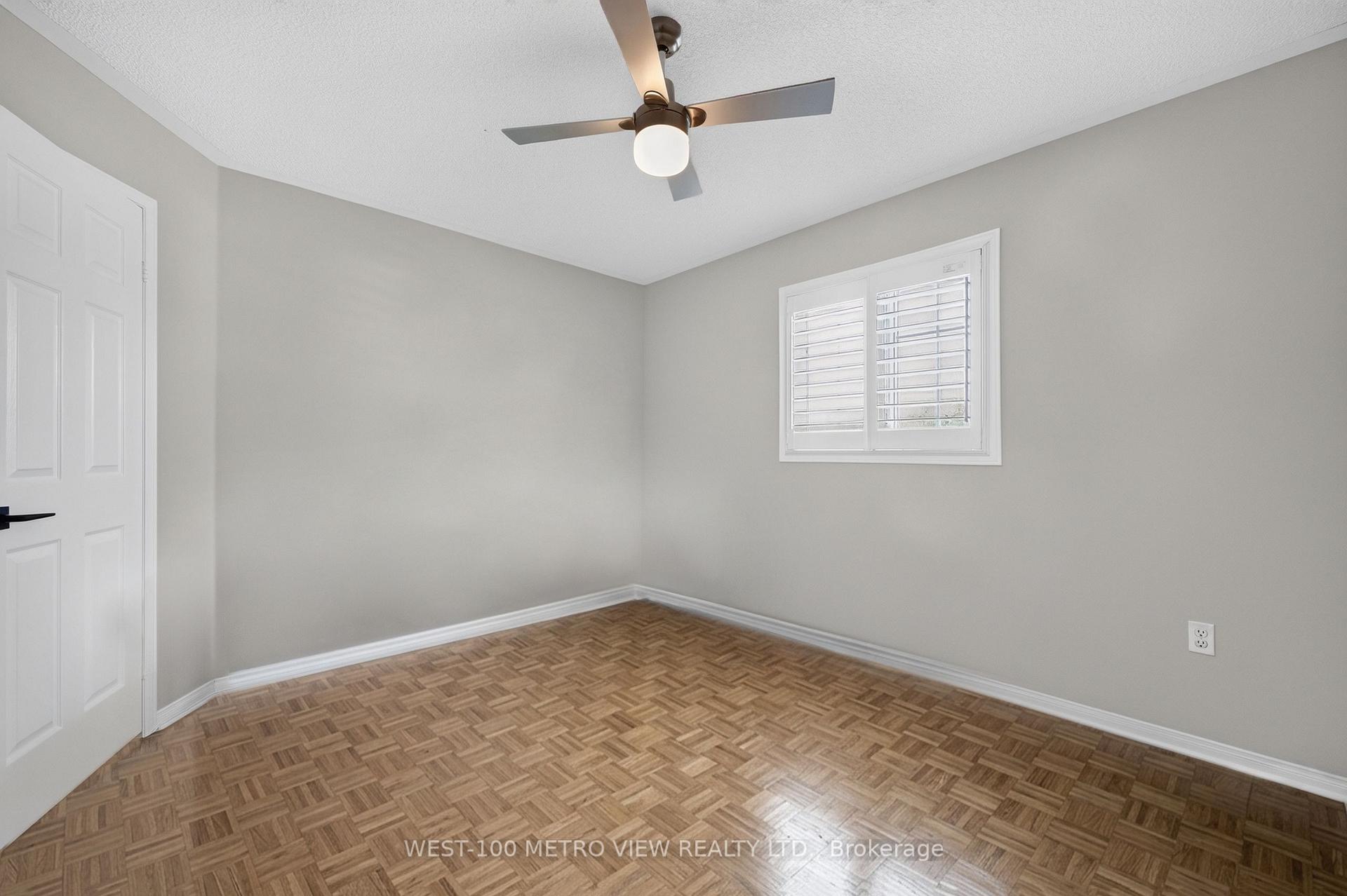 Photo 24 of 748 Summer Park Crescent, Mississauga, Fairview — HOMEH
