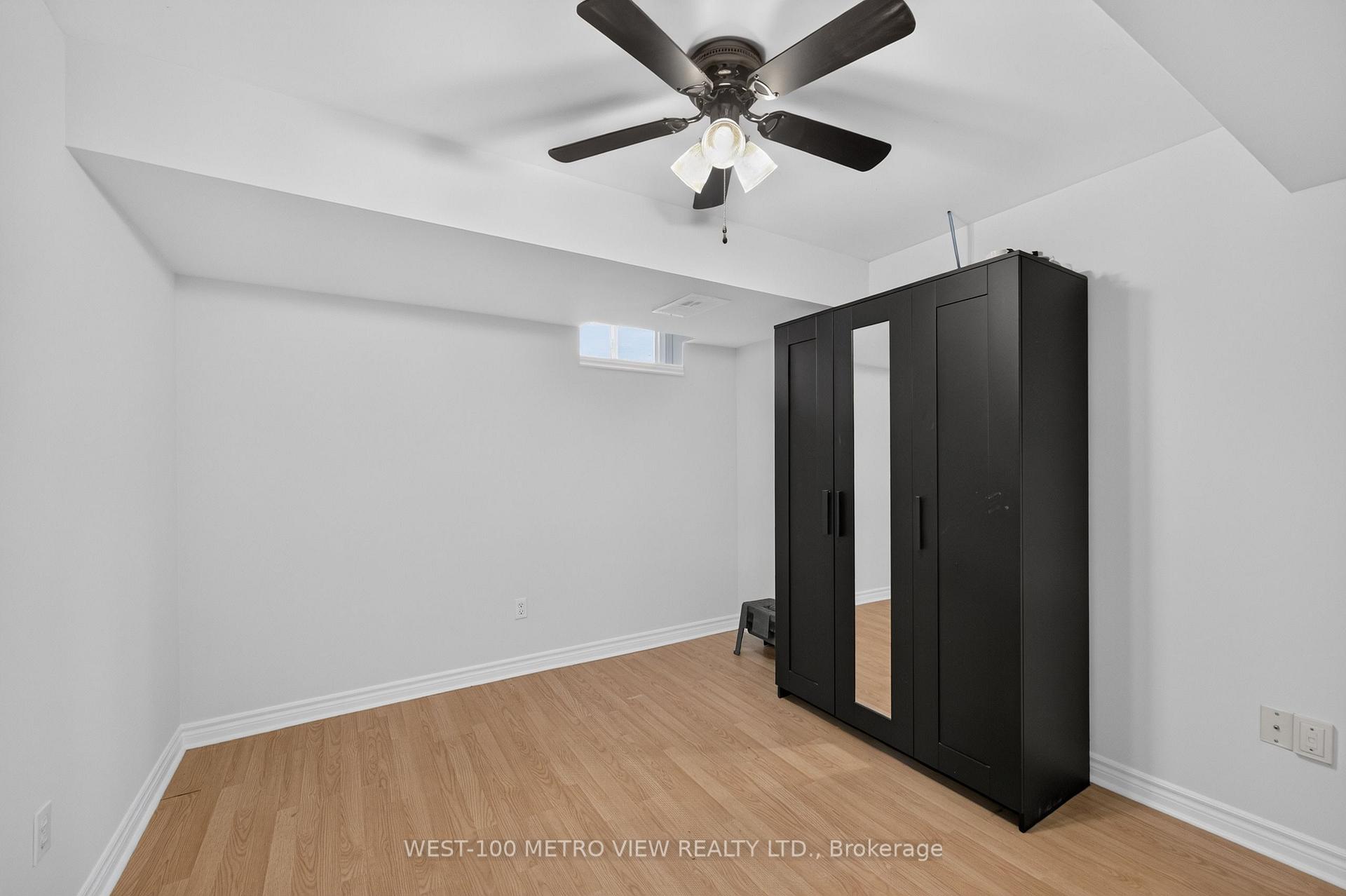 Photo 31 of 748 Summer Park Crescent, Mississauga, Fairview — HOMEH