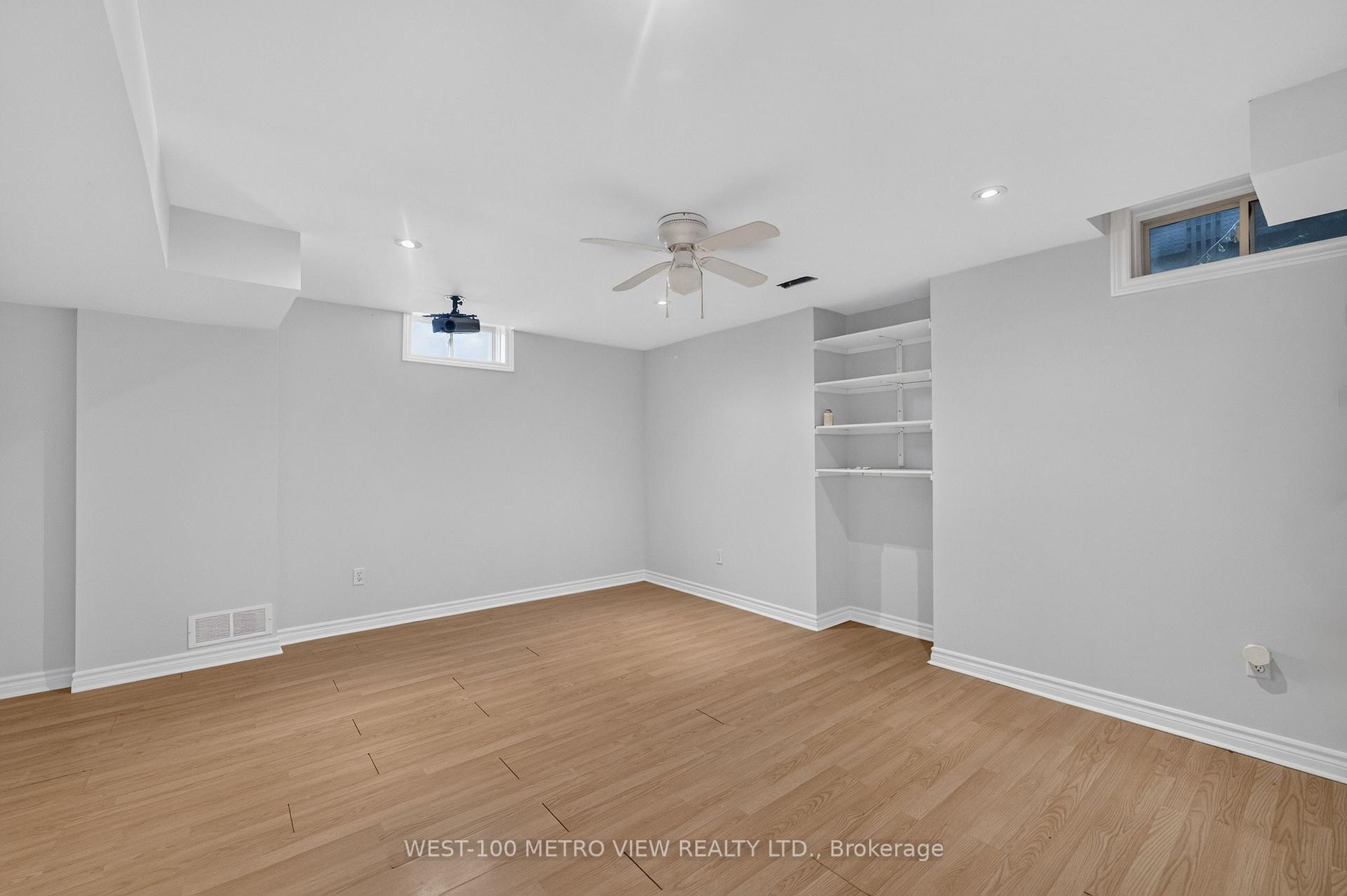 Photo 33 of 748 Summer Park Crescent, Mississauga, Fairview — HOMEH