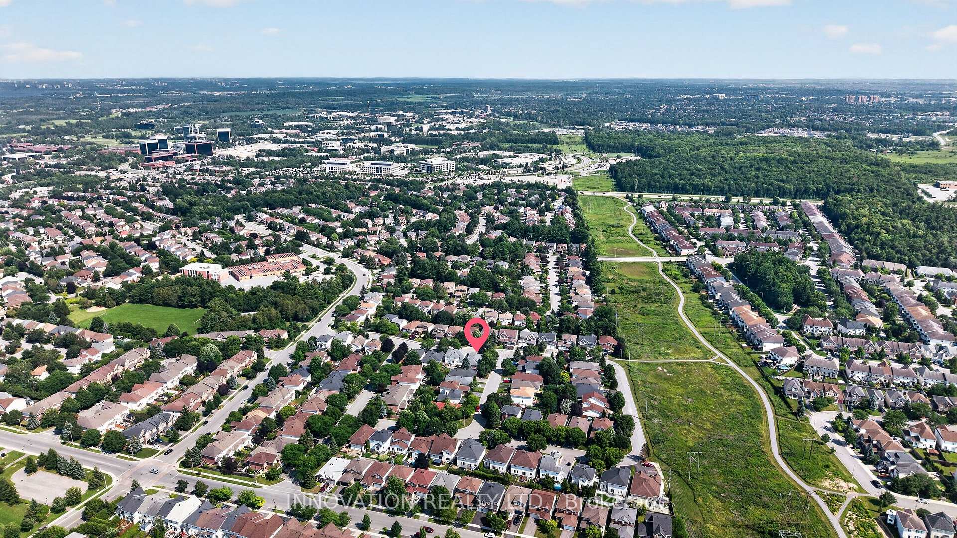 Photo 8 of 20 Peikoff Crescent, Ottawa, Kanata - Morgan's Grant/South March — HOMEH