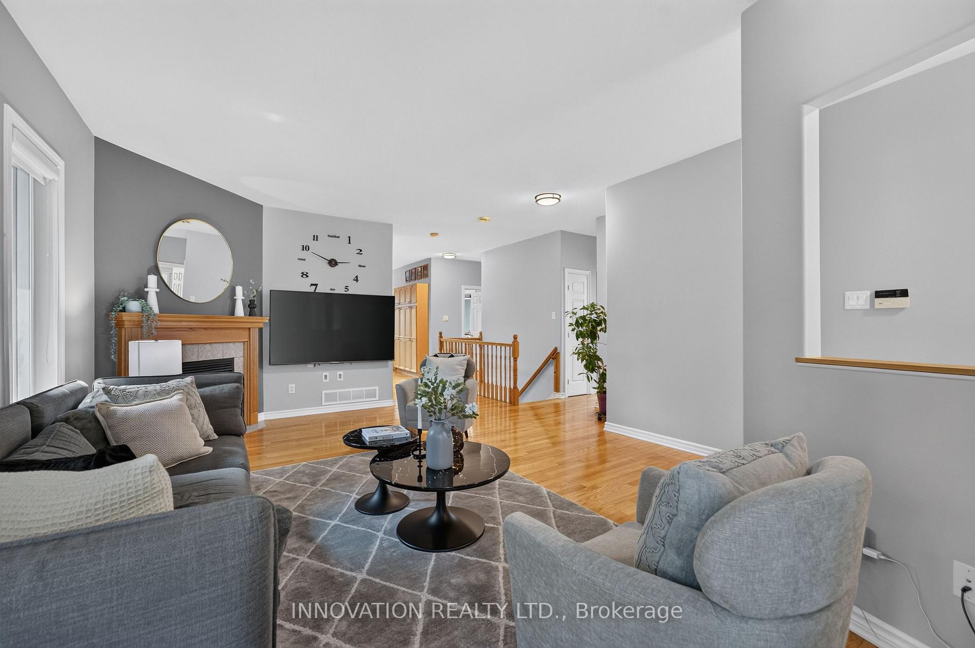 Photo 14 of 20 Peikoff Crescent, Ottawa, Kanata - Morgan's Grant/South March — HOMEH