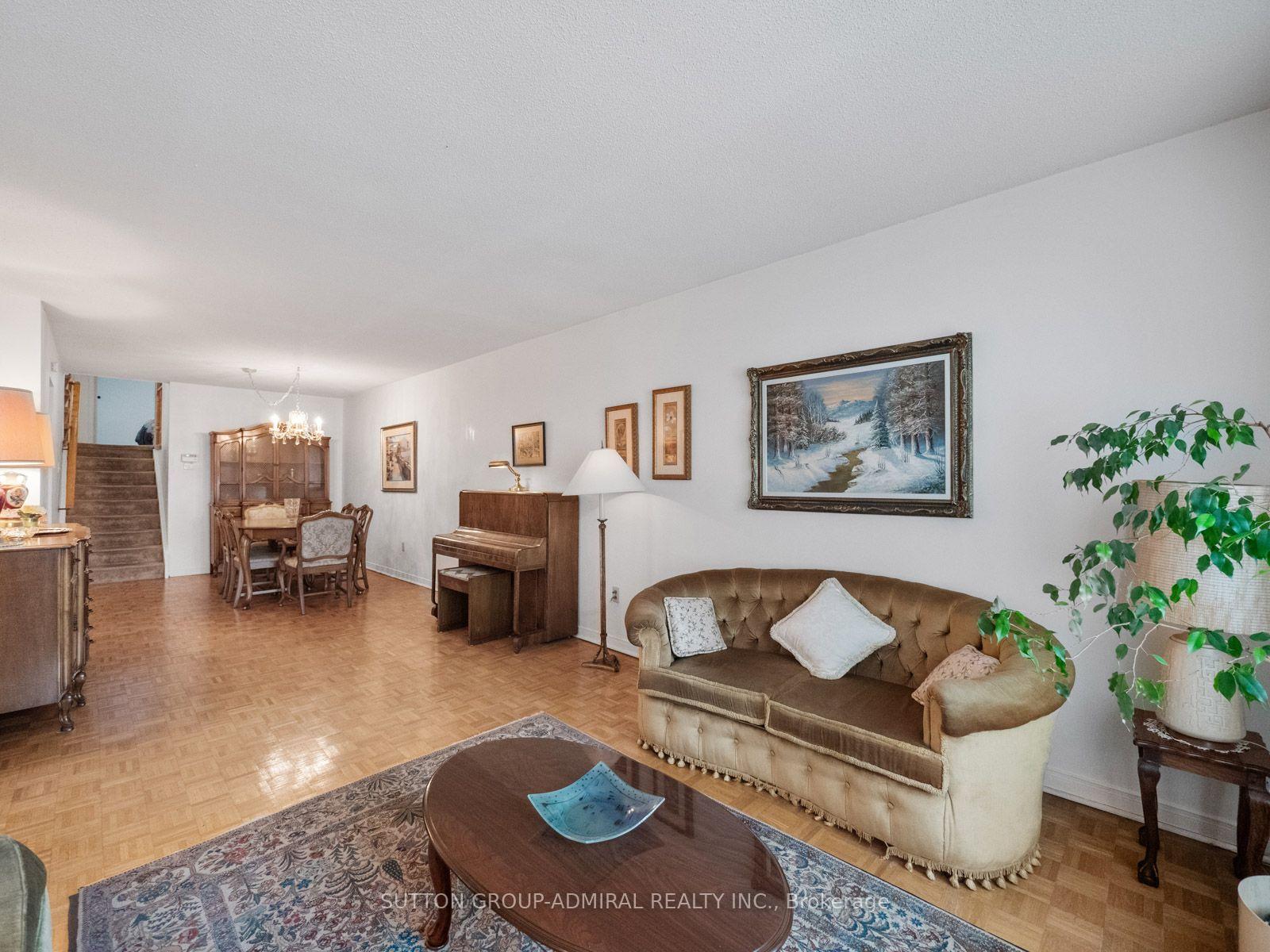 Photo 7 of 169 Robert Hicks Drive, North York, Westminster-Branson — HOMEH
