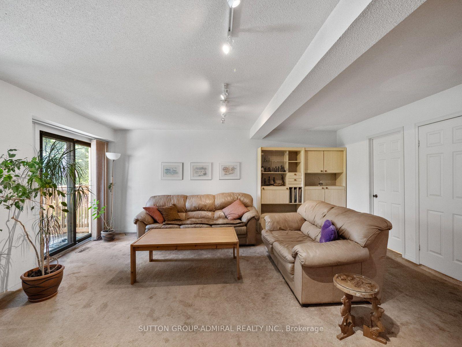 Photo 14 of 169 Robert Hicks Drive, North York, Westminster-Branson — HOMEH