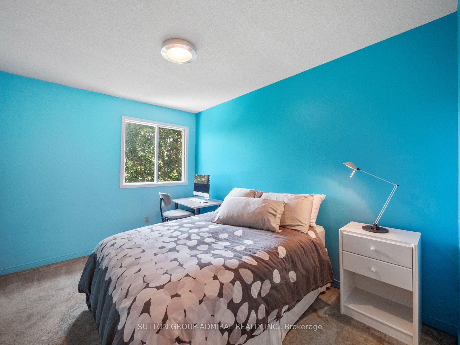 Photo 23 of 169 Robert Hicks Drive, North York, Westminster-Branson — HOMEH