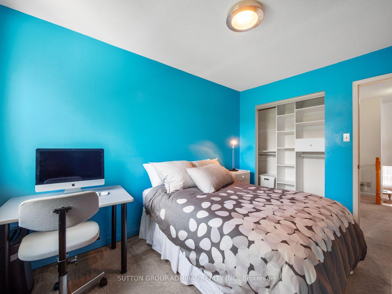 Photo 24 of 169 Robert Hicks Drive, North York, Westminster-Branson — HOMEH