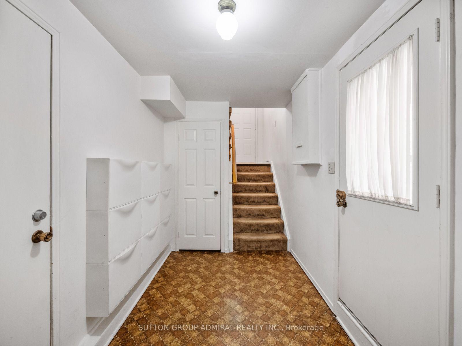 Photo 29 of 169 Robert Hicks Drive, North York, Westminster-Branson — HOMEH