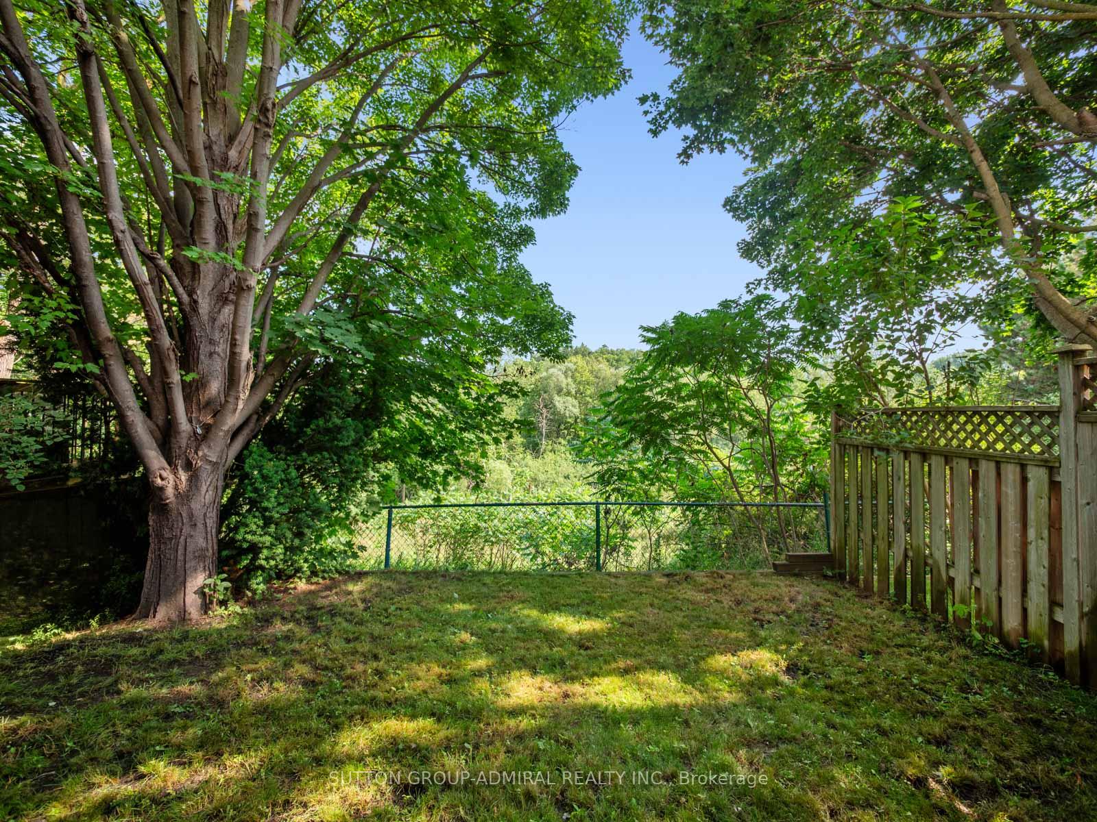Photo 41 of 169 Robert Hicks Drive, North York, Westminster-Branson — HOMEH