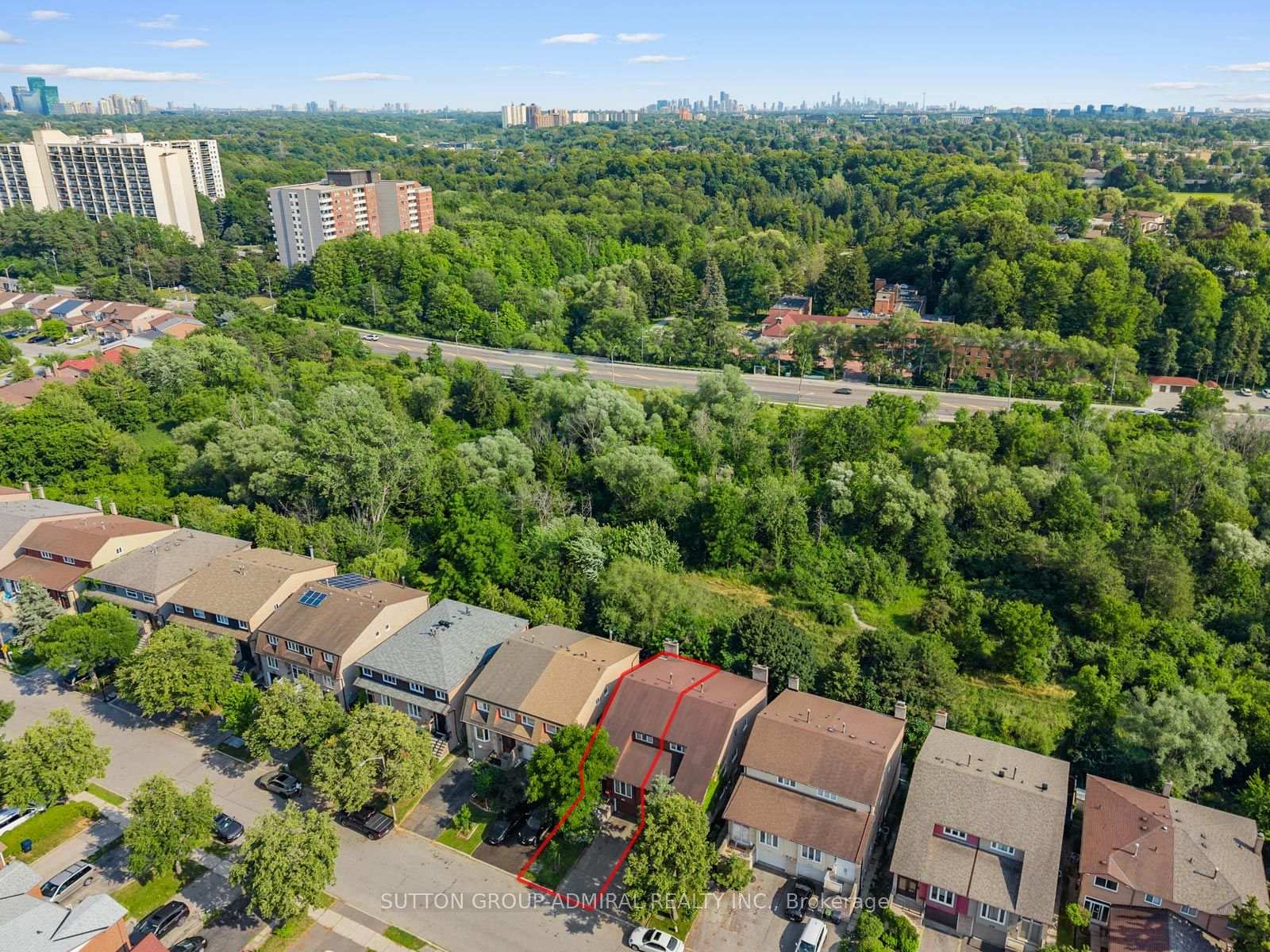 Photo 47 of 169 Robert Hicks Drive, North York, Westminster-Branson — HOMEH