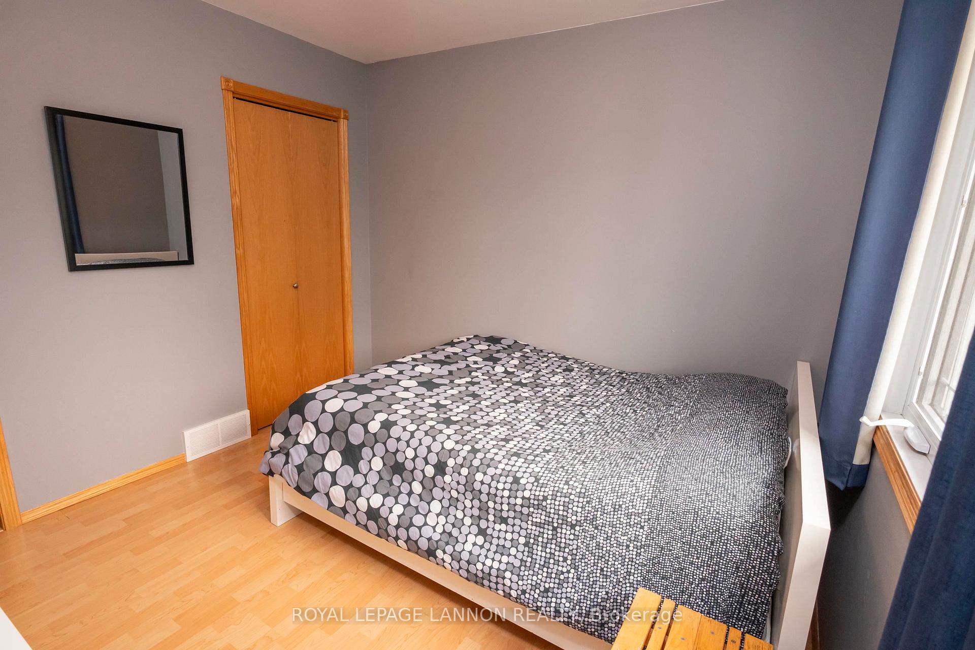 Photo 26 of 1486 Hutton Park Drive, Thunder Bay, John Street North — HOMEH