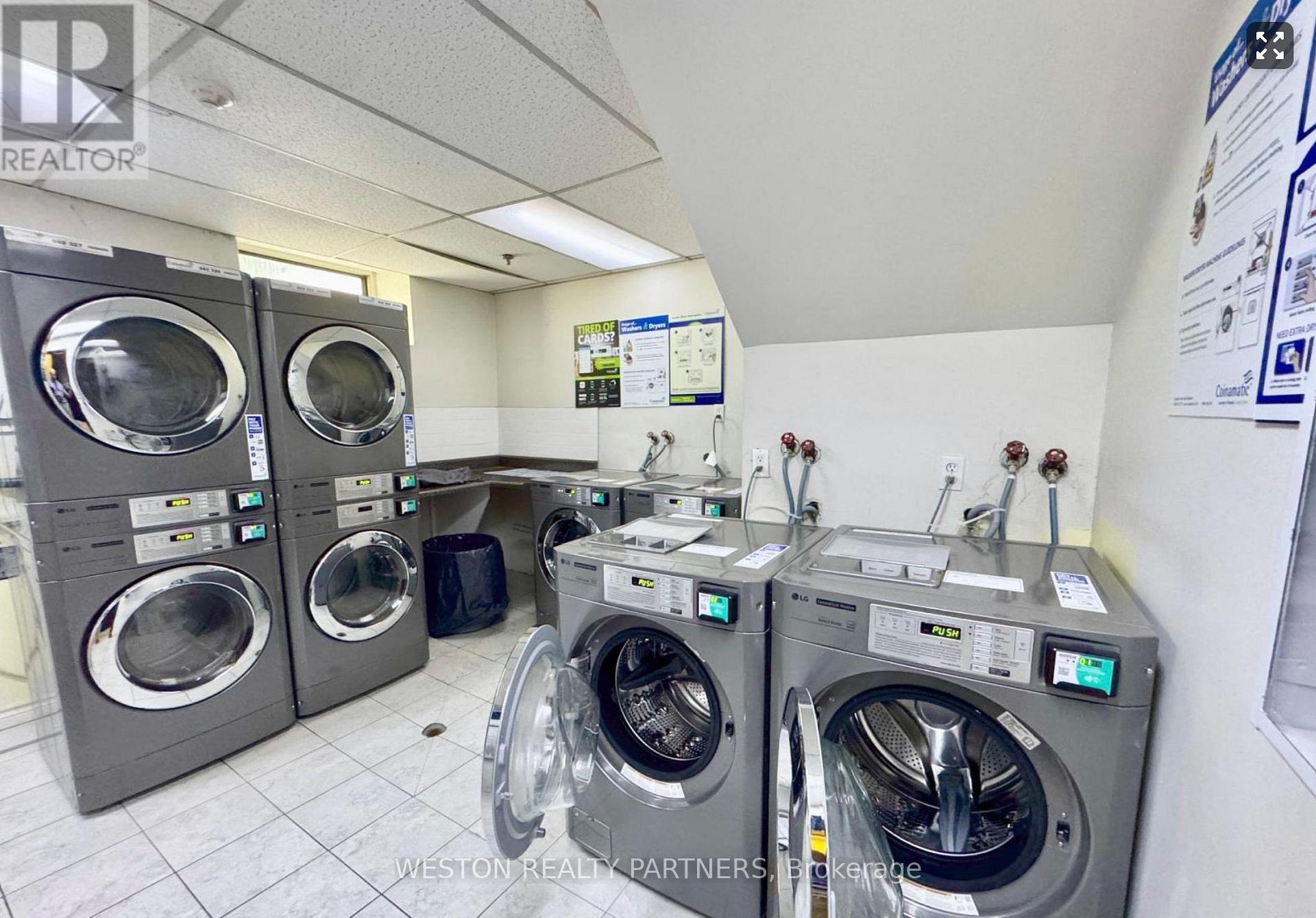 Photo 2 of Unit 204, 44 Walmer Road, Toronto, The Annex — HOMEH