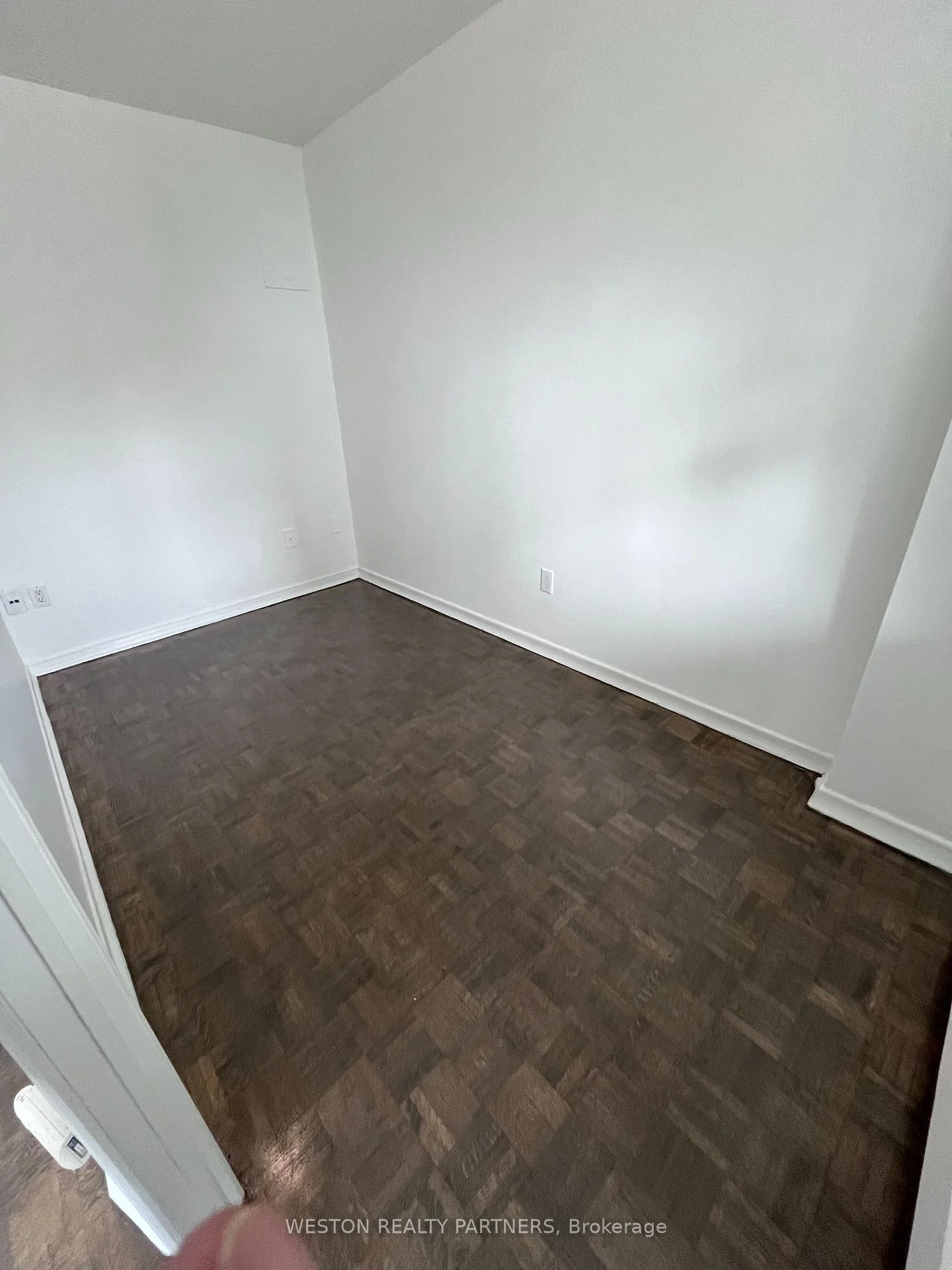 Photo 5 of Unit 204, 44 Walmer Road, Toronto, The Annex — HOMEH