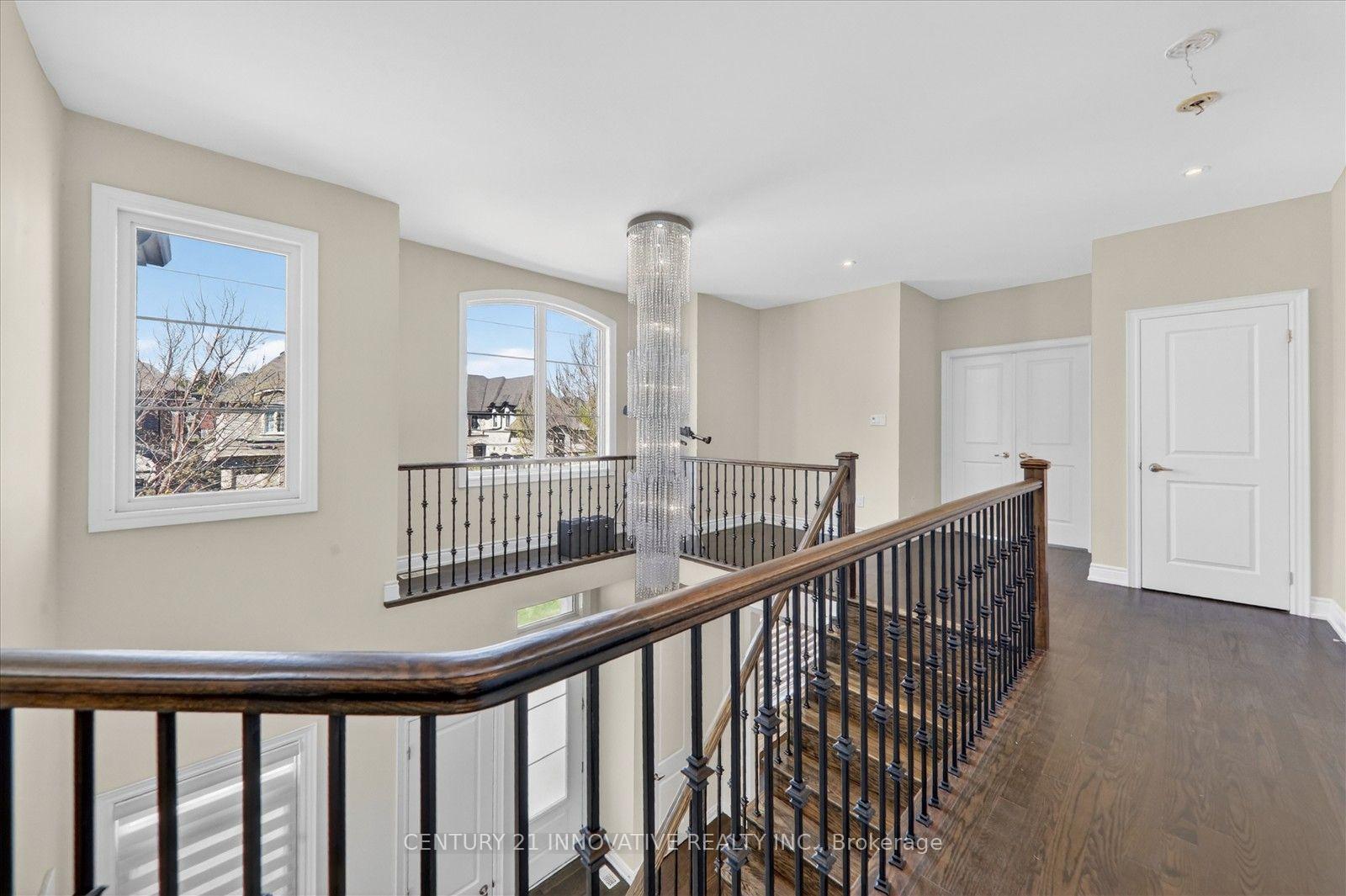 Photo 9 of Unit 1, 1815 Fairport Road, Pickering, Dunbarton — HOMEH