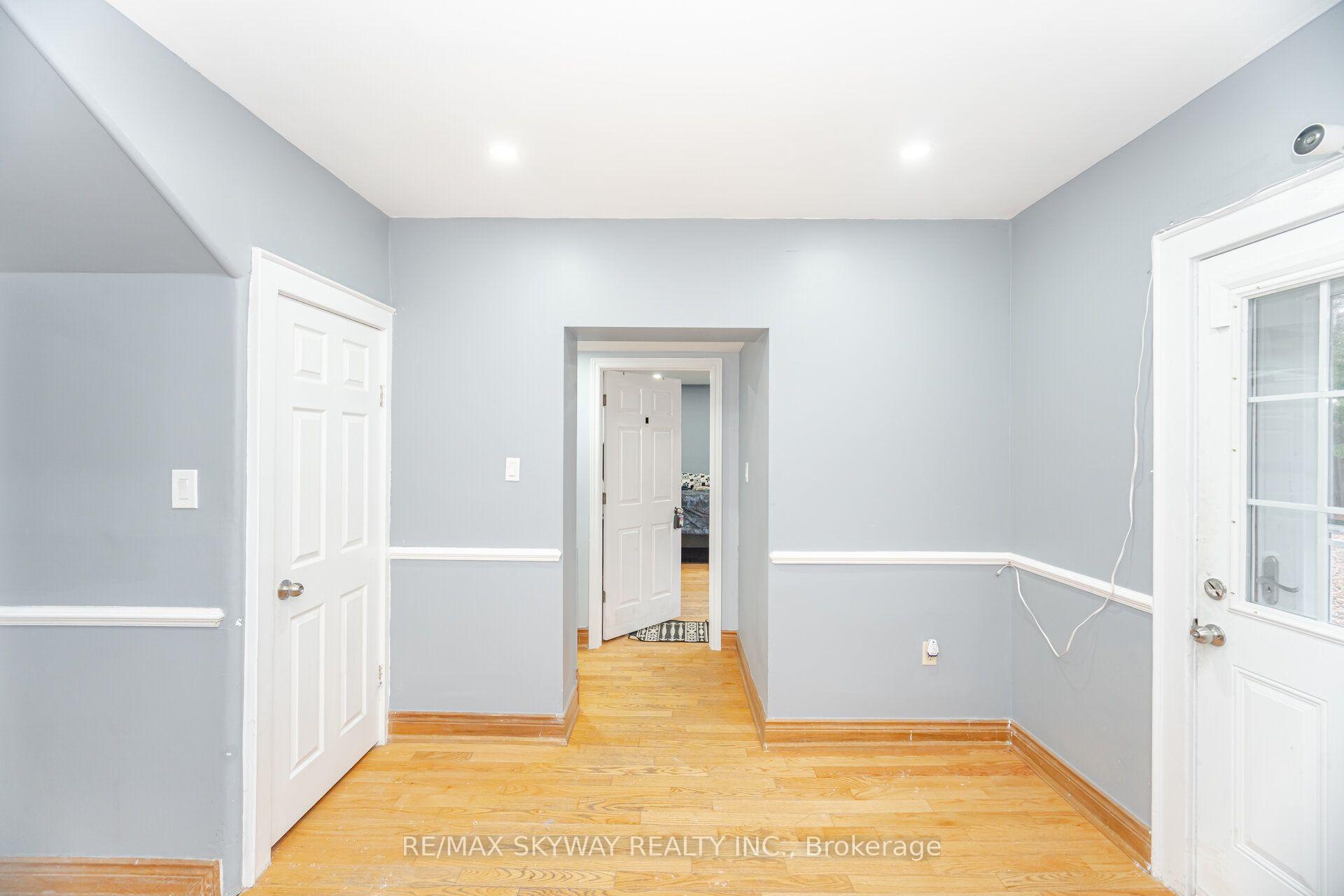 Photo 10 of 102 Queen Street S, New Tecumseth, Tottenham — HOMEH