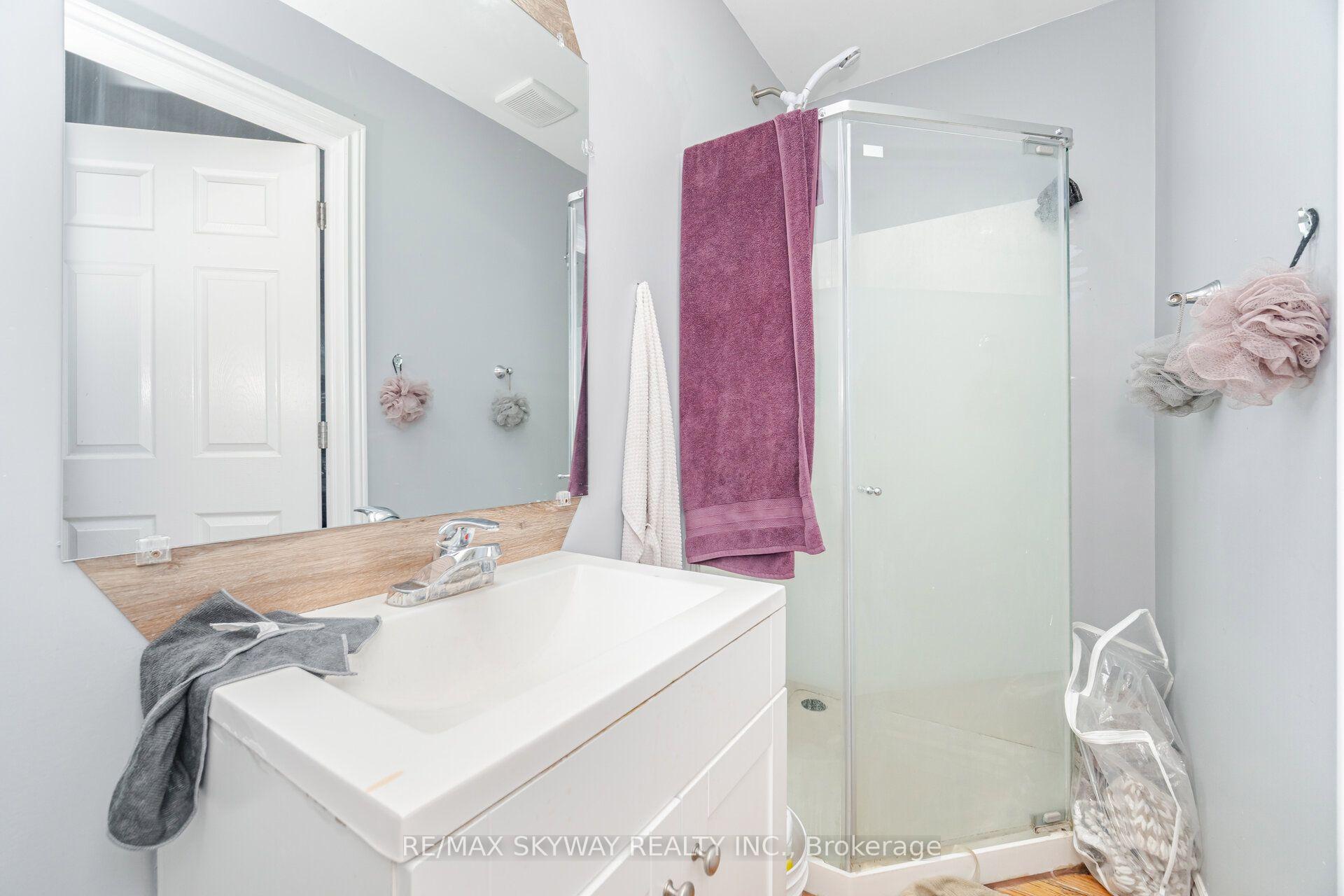 Photo 14 of 102 Queen Street S, New Tecumseth, Tottenham — HOMEH