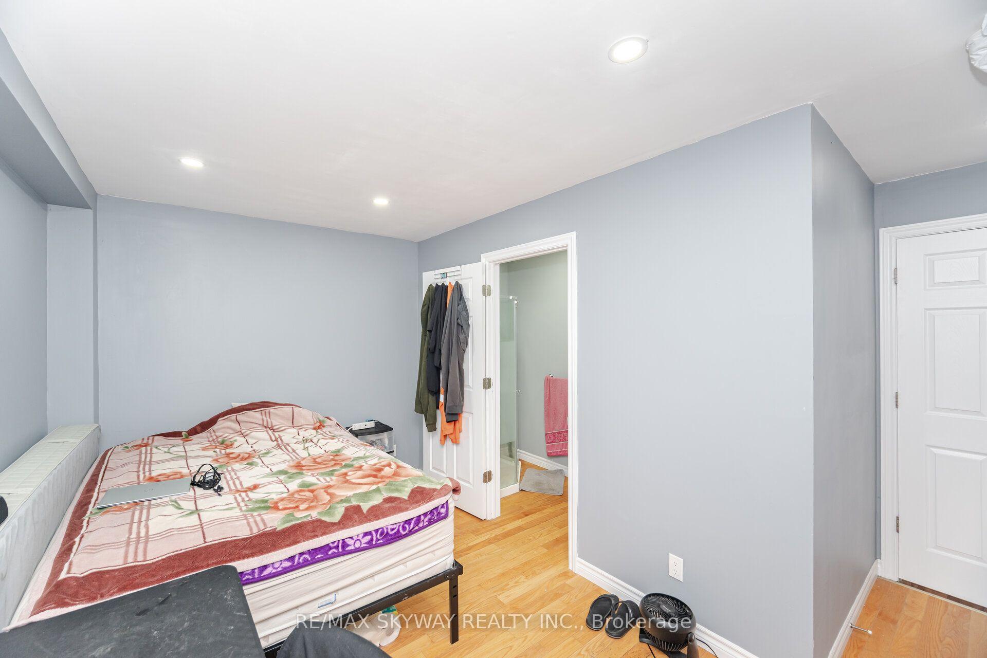 Photo 18 of 102 Queen Street S, New Tecumseth, Tottenham — HOMEH