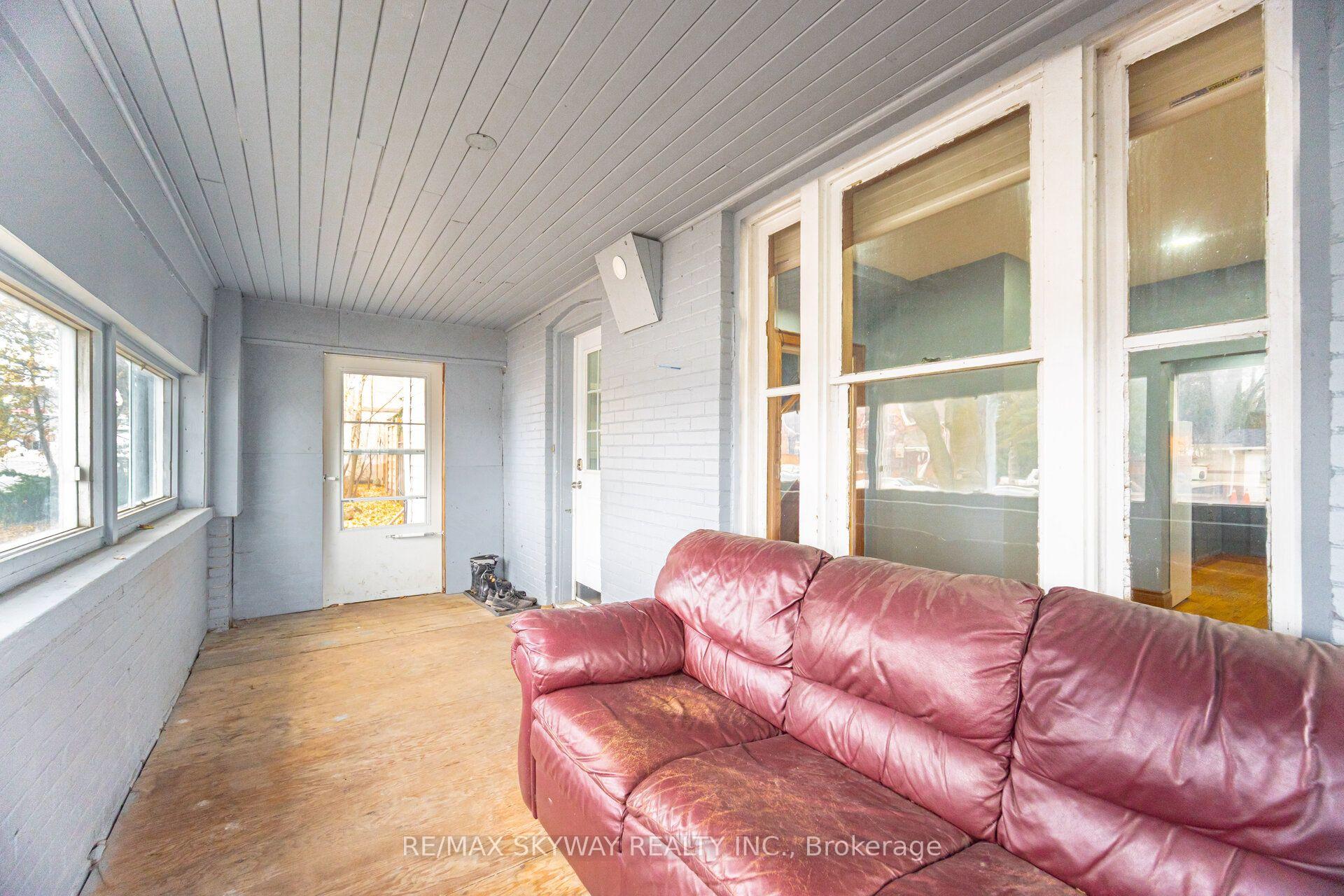 Photo 44 of 102 Queen Street S, New Tecumseth, Tottenham — HOMEH