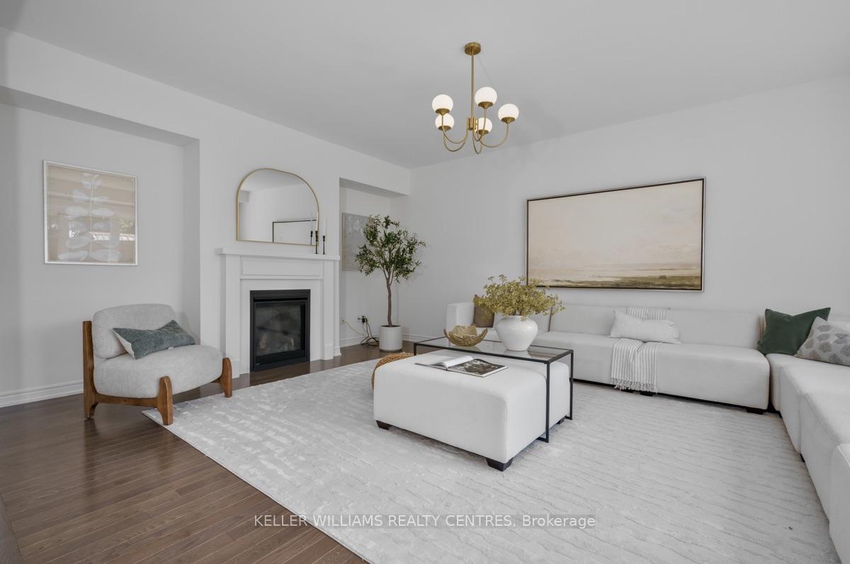 Photo 14 of 209 Danny Wheeler Boulevard, Georgina, Keswick North — HOMEH