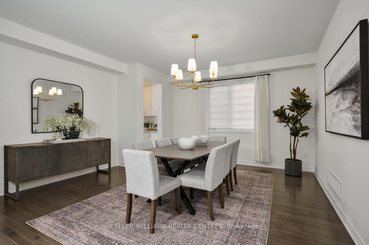 Photo 16 of 209 Danny Wheeler Boulevard, Georgina, Keswick North — HOMEH