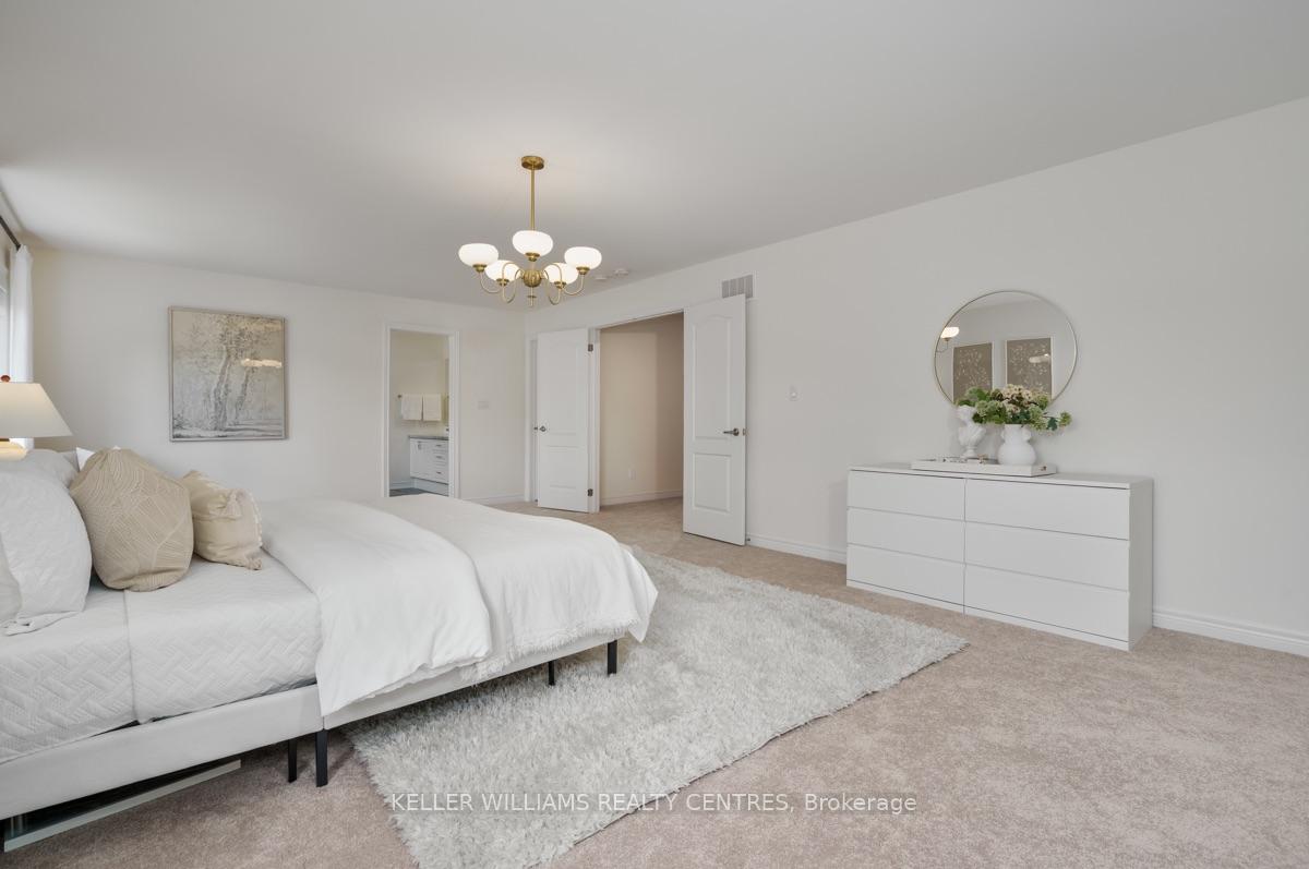 Photo 23 of 209 Danny Wheeler Boulevard, Georgina, Keswick North — HOMEH