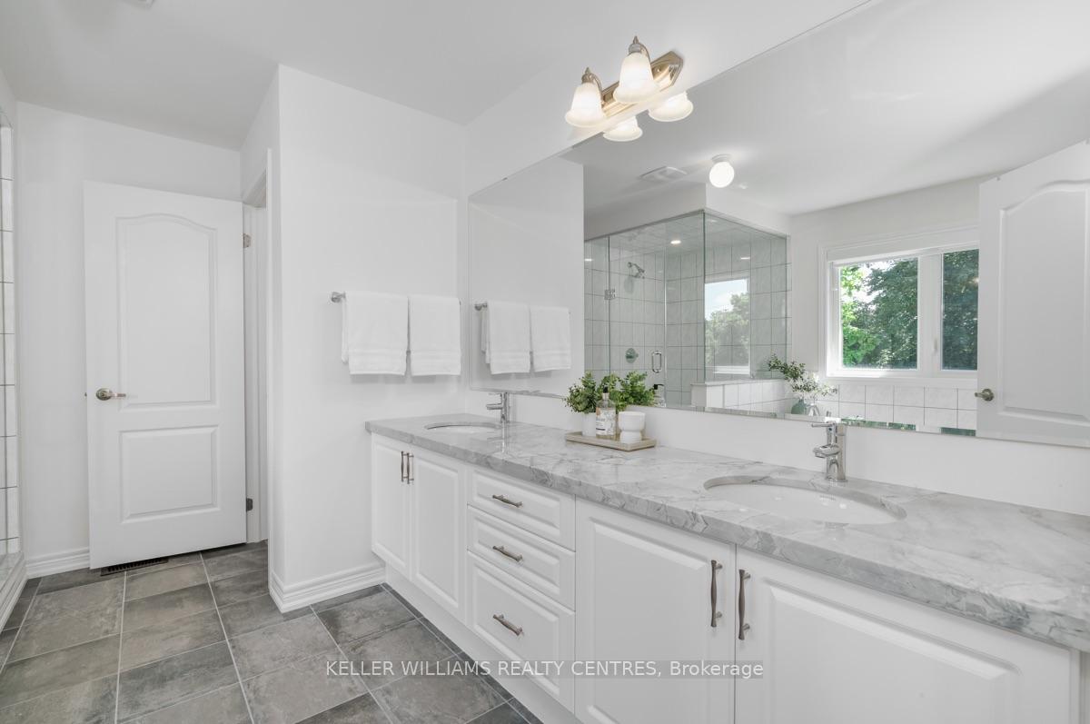 Photo 24 of 209 Danny Wheeler Boulevard, Georgina, Keswick North — HOMEH