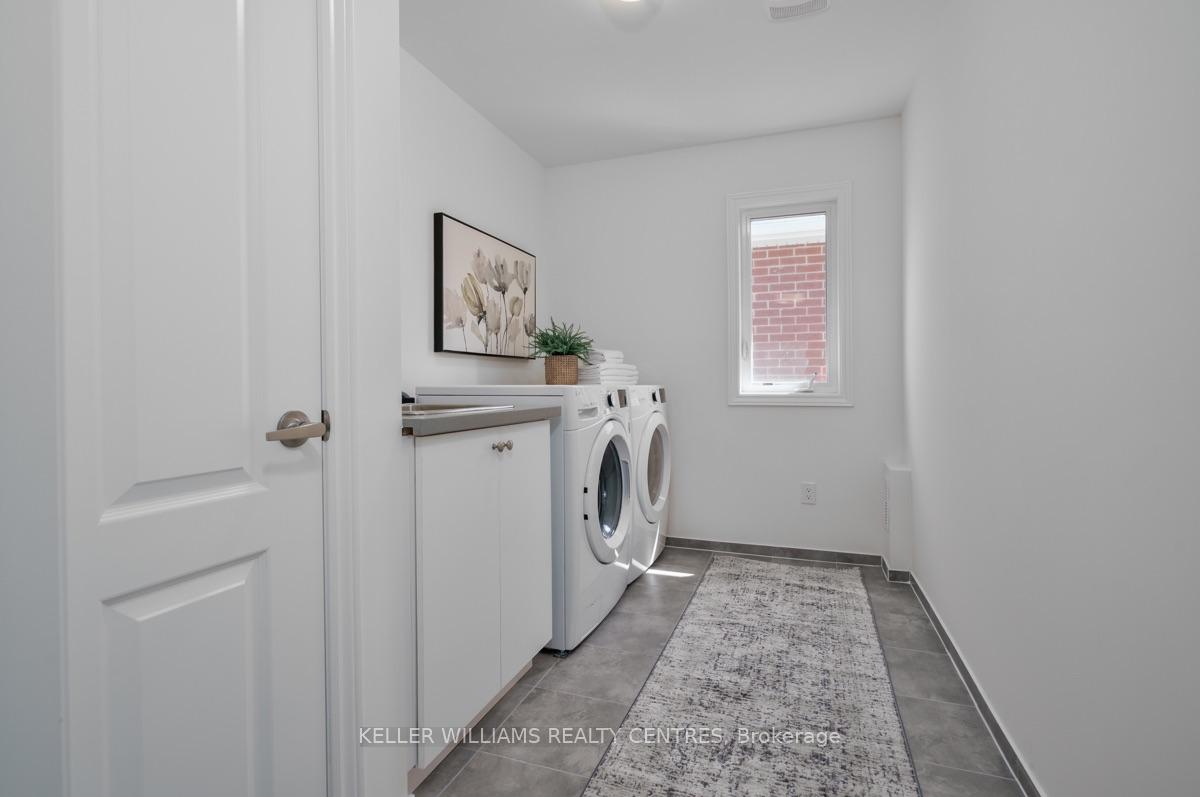 Photo 37 of 209 Danny Wheeler Boulevard, Georgina, Keswick North — HOMEH