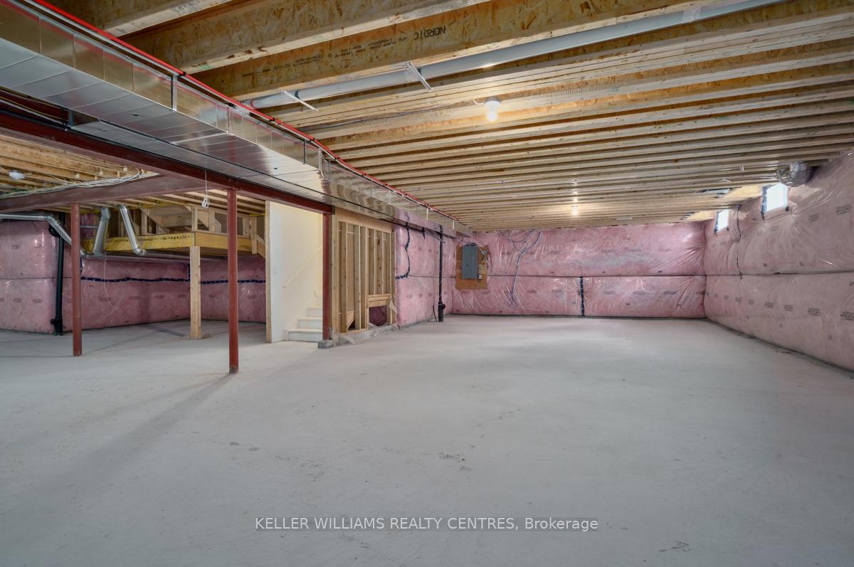 Photo 44 of 209 Danny Wheeler Boulevard, Georgina, Keswick North — HOMEH