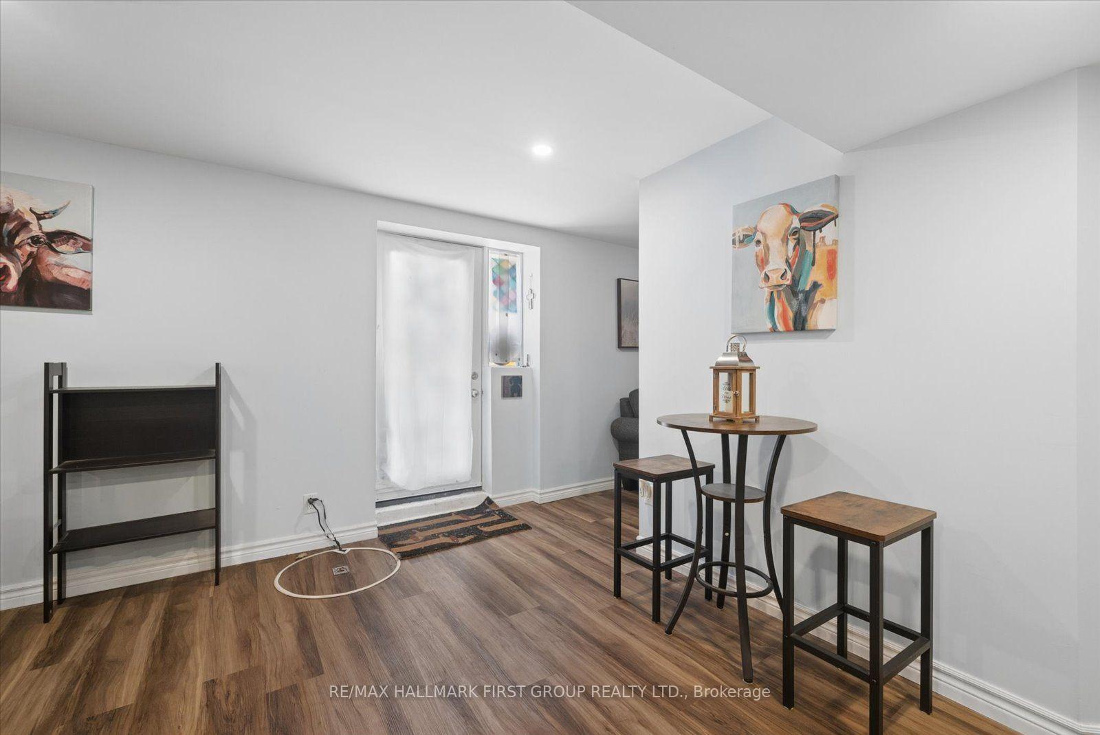Photo 2 of 16 Rushbrooke Way, Ajax, Northeast Ajax — HOMEH