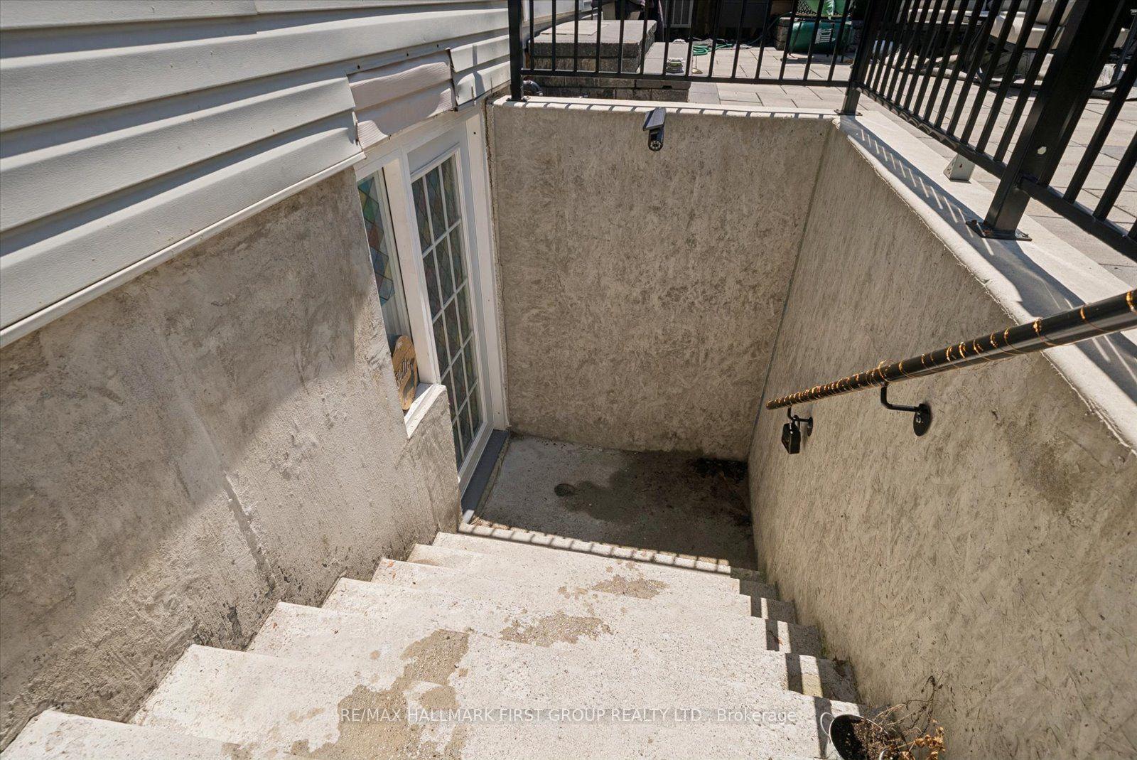 Photo 20 of 16 Rushbrooke Way, Ajax, Northeast Ajax — HOMEH