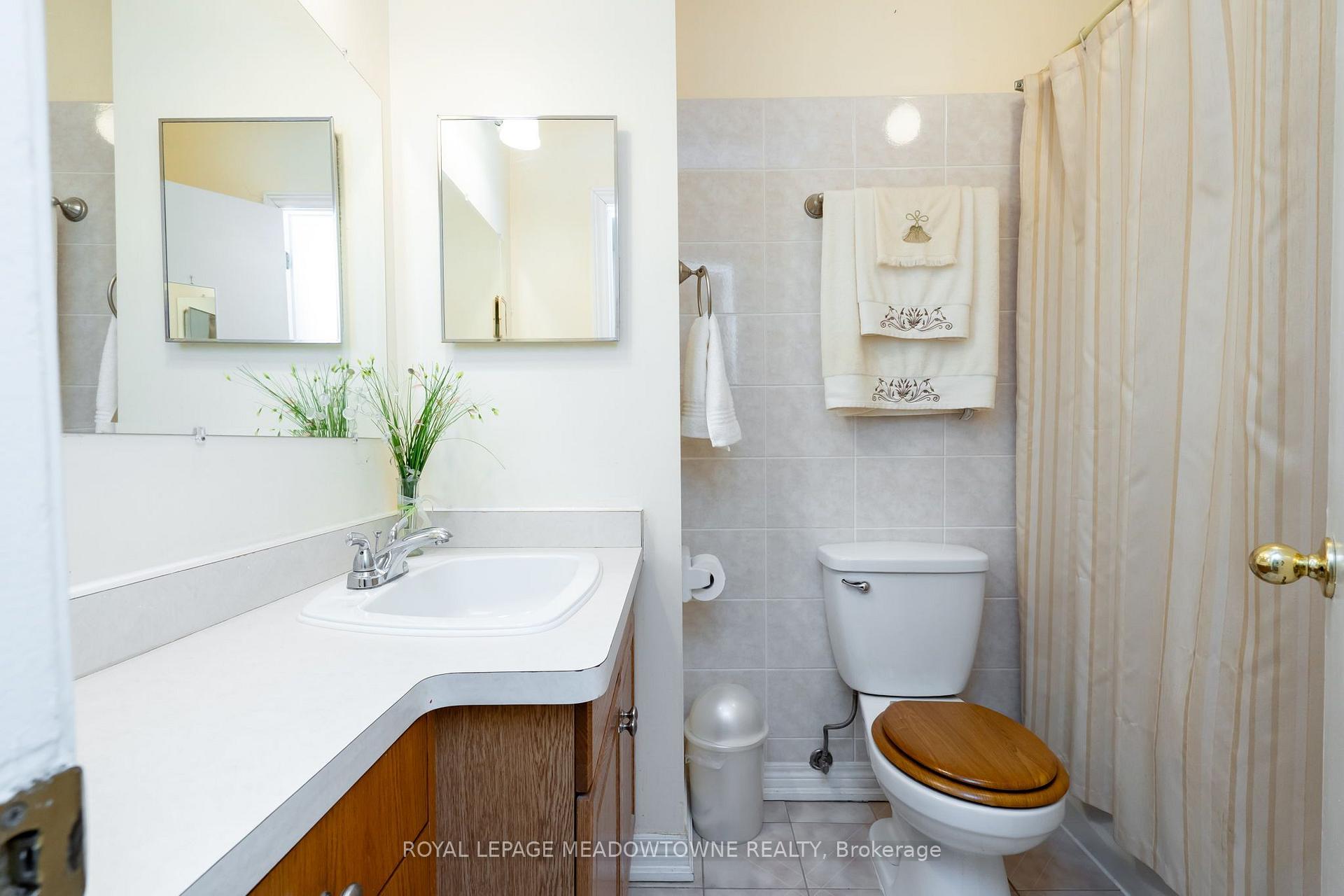 Photo 14 of Unit 19, 61 Ardglen Drive, Brampton, Brampton East — HOMEH