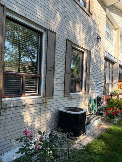 Photo 9 of Unit 19, 61 Ardglen Drive, Brampton, Brampton East — HOMEH