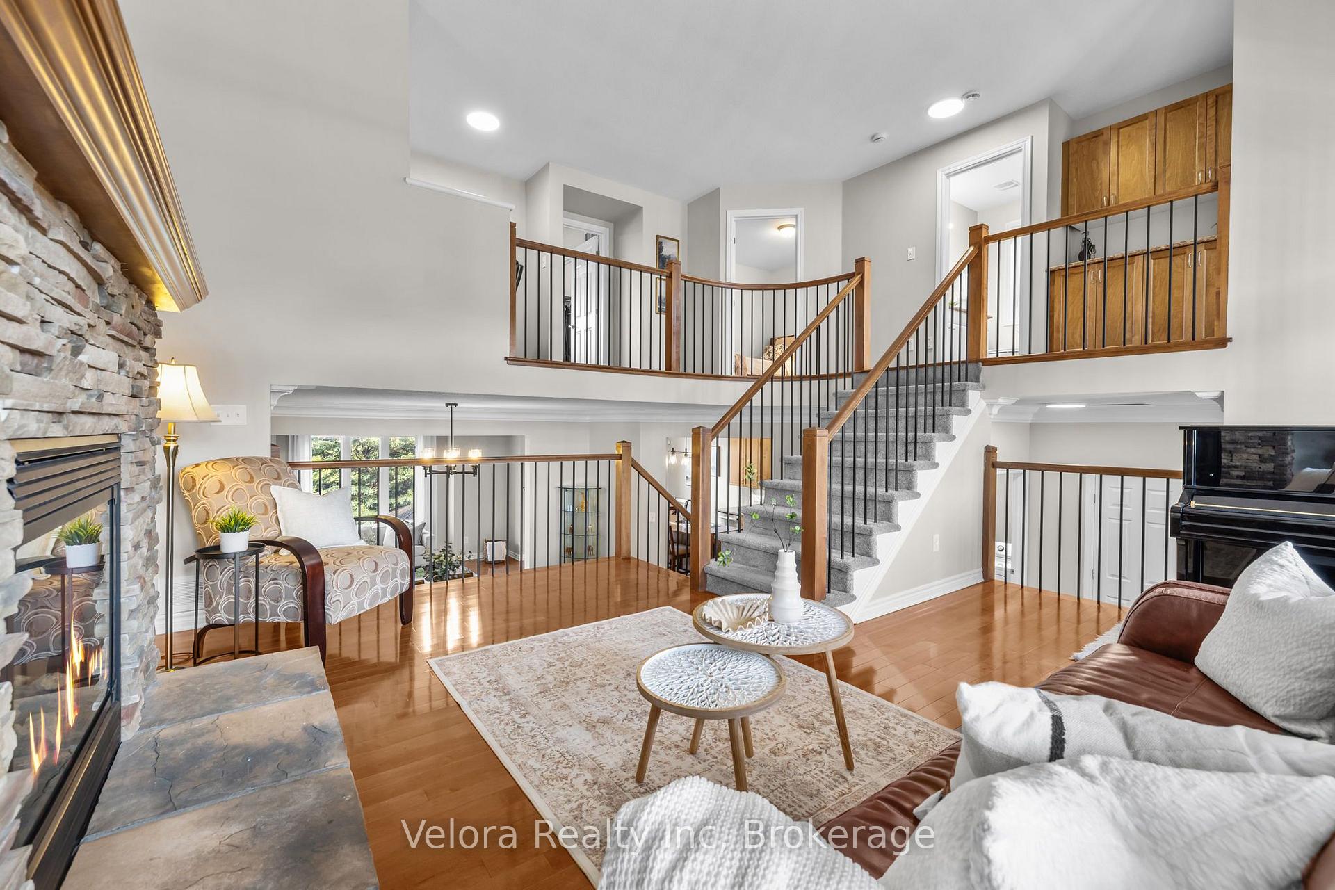 Photo 10 of 607 Rosehill Avenue, Ottawa, Stittsville (North) — HOMEH