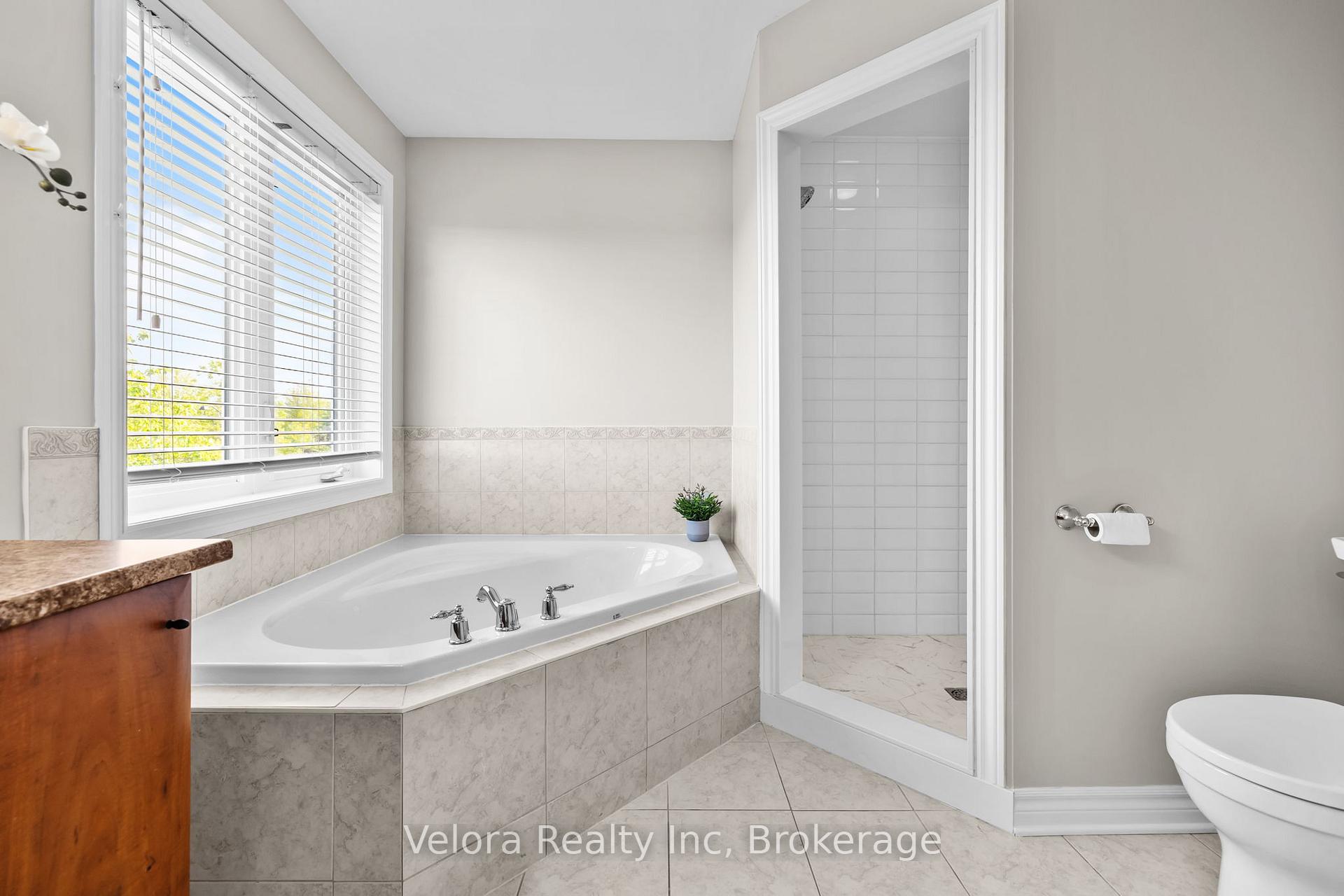 Photo 30 of 607 Rosehill Avenue, Ottawa, Stittsville (North) — HOMEH