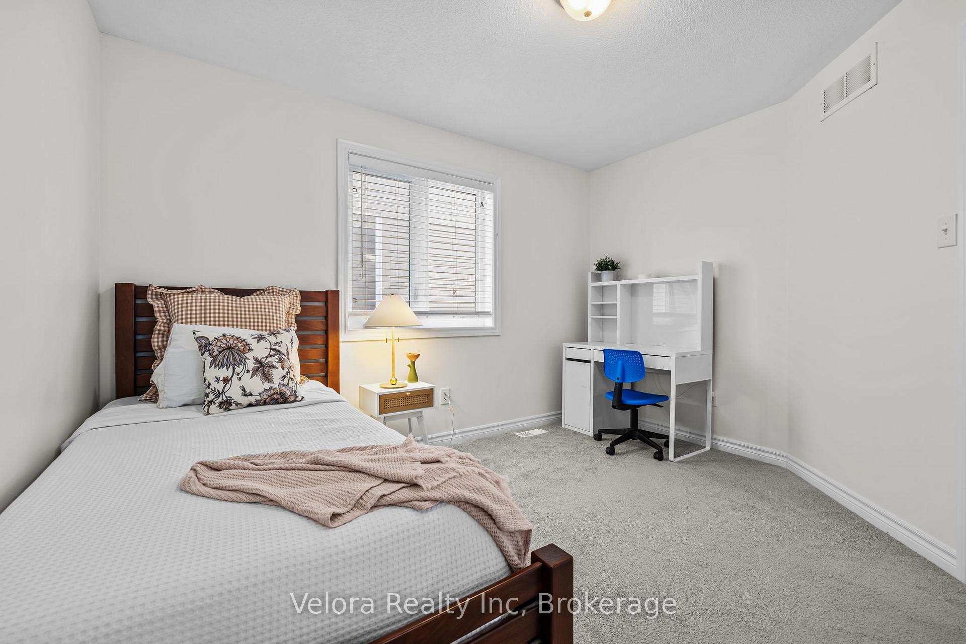 Photo 35 of 607 Rosehill Avenue, Ottawa, Stittsville (North) — HOMEH