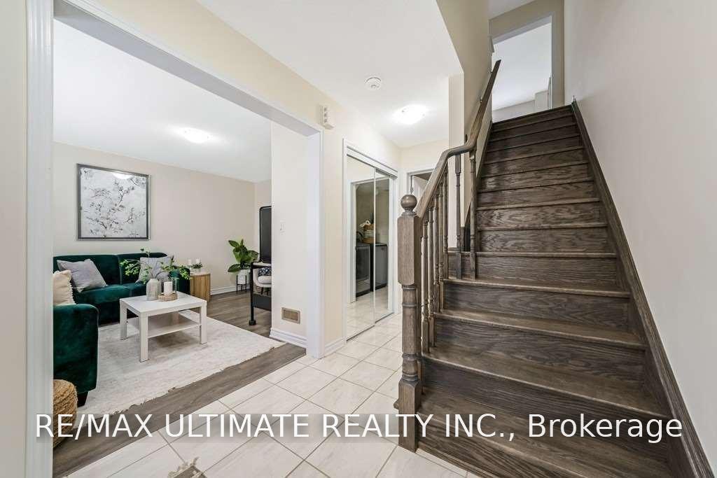 Photo 4 of 2444 Fall Harvest Crescent, Pickering, Rural Pickering — HOMEH