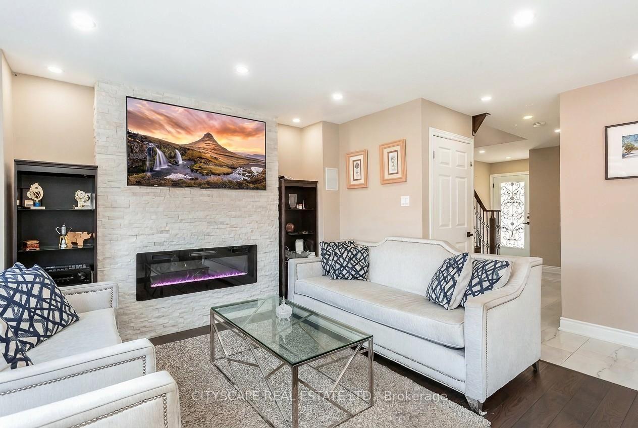 Photo 15 of 5259 Astwell Avenue, Mississauga, Hurontario — HOMEH