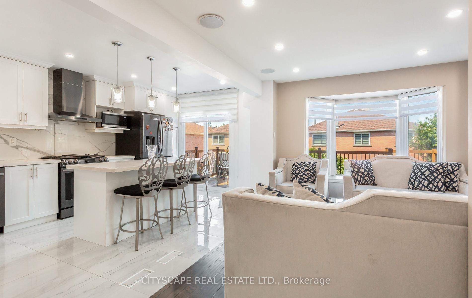 Photo 17 of 5259 Astwell Avenue, Mississauga, Hurontario — HOMEH