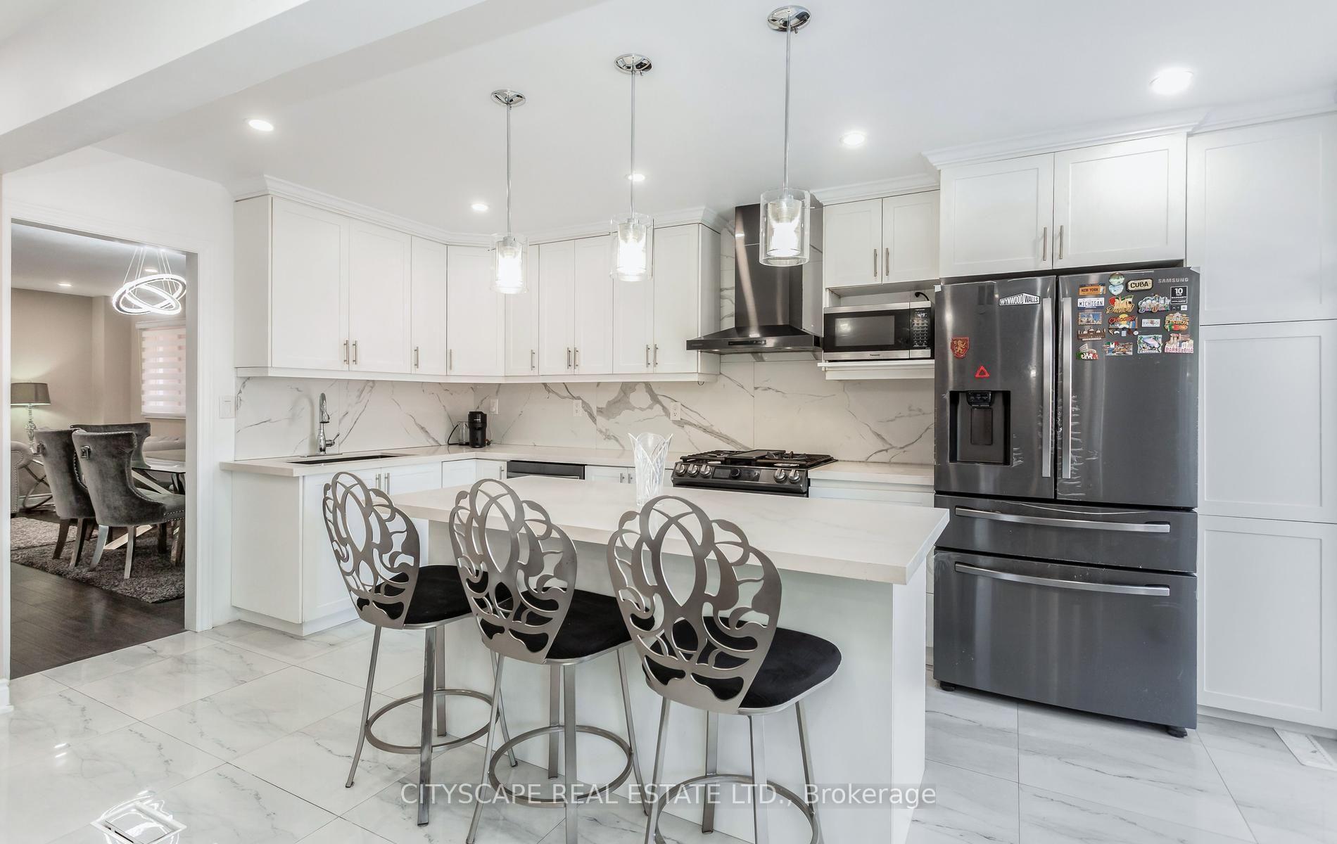 Photo 20 of 5259 Astwell Avenue, Mississauga, Hurontario — HOMEH