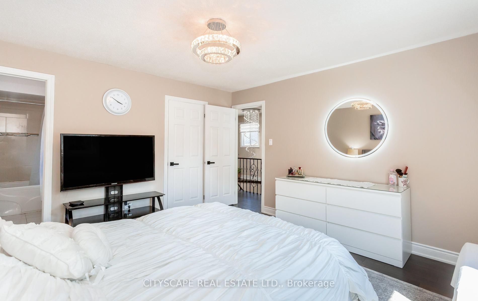 Photo 28 of 5259 Astwell Avenue, Mississauga, Hurontario — HOMEH